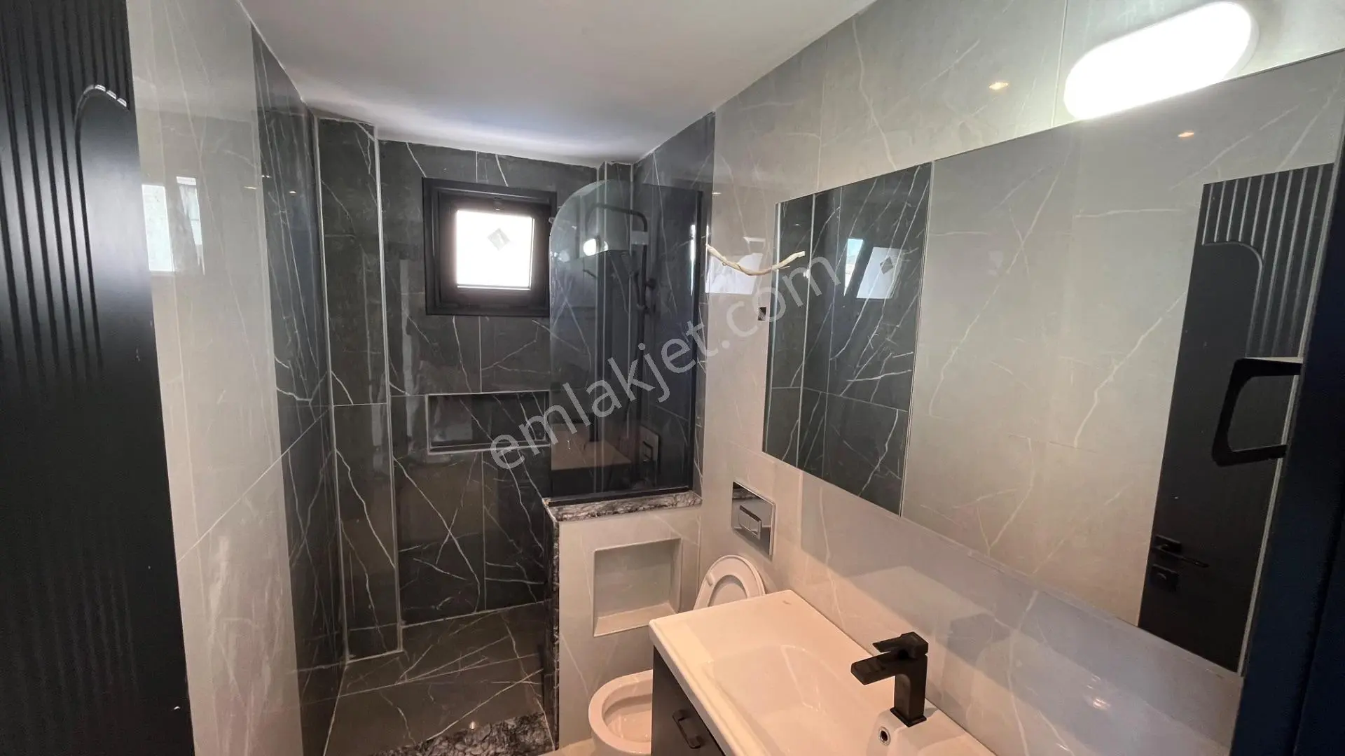 Ortamahallede Denize 150m Sıfır 2+1 Daire (teklife Açık) — fotoğraf 20