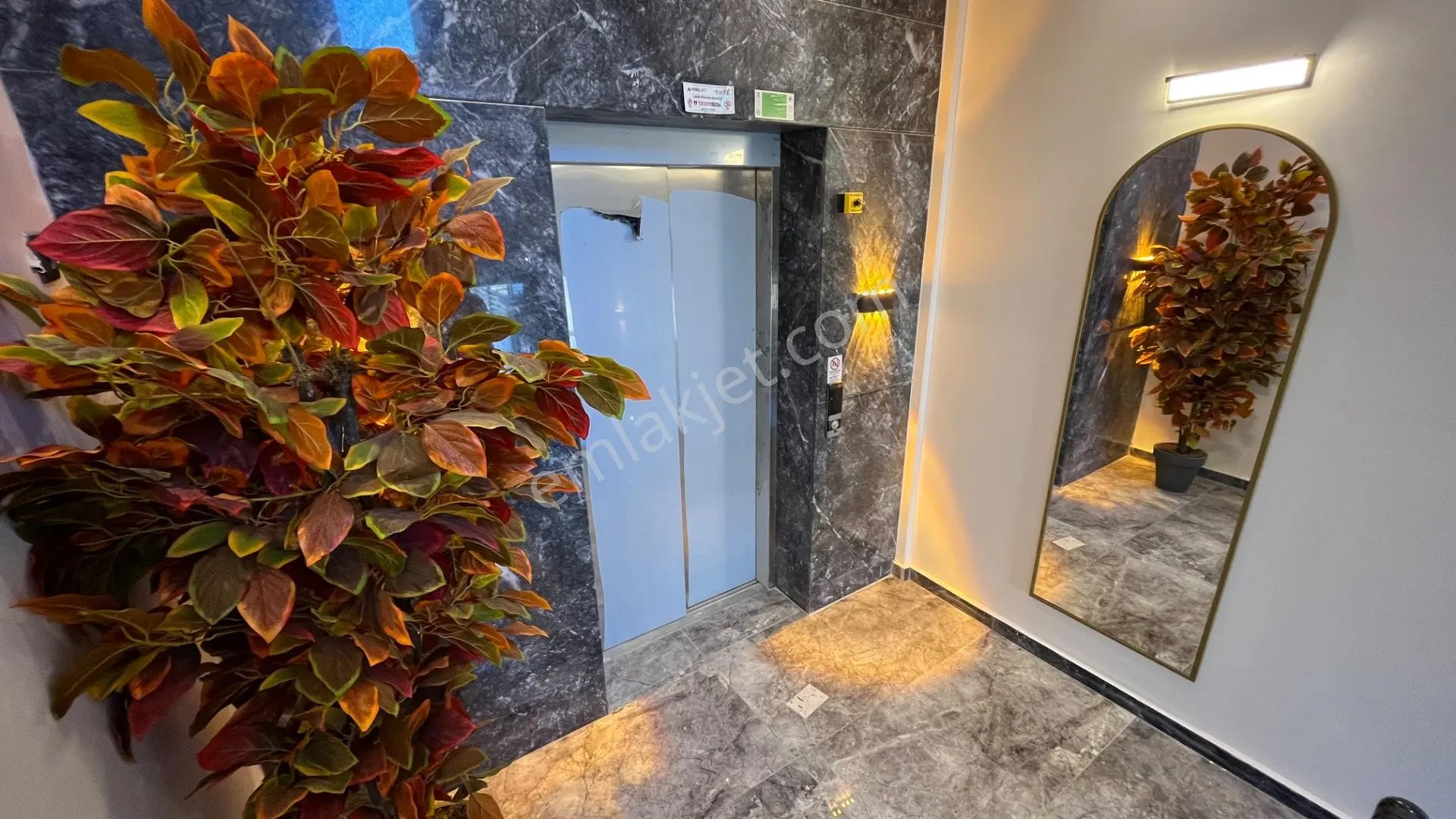 Ortamahallede Denize 150m Sıfır 2+1 Daire (teklife Açık) — fotoğraf 23
