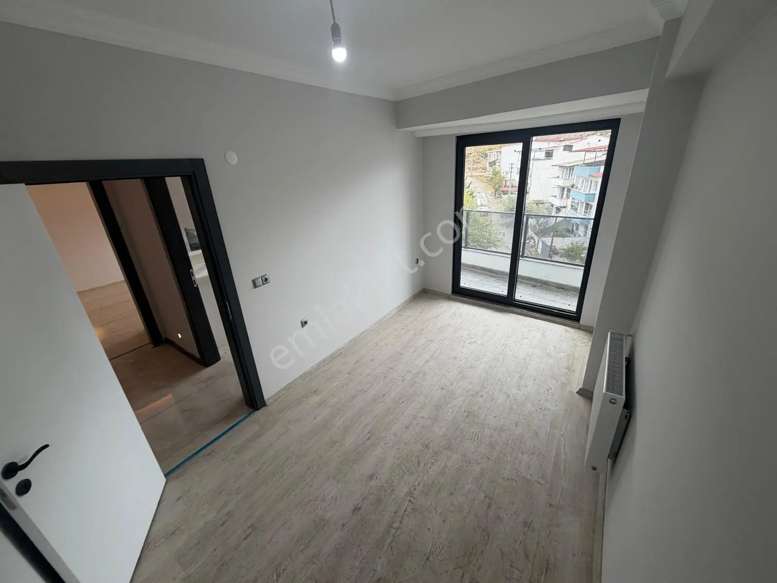 Parstan Hekimzadede Asansörlü Doğalgazlı Ayrı Mutfak Sıfır 2+1 — fotoğraf 3