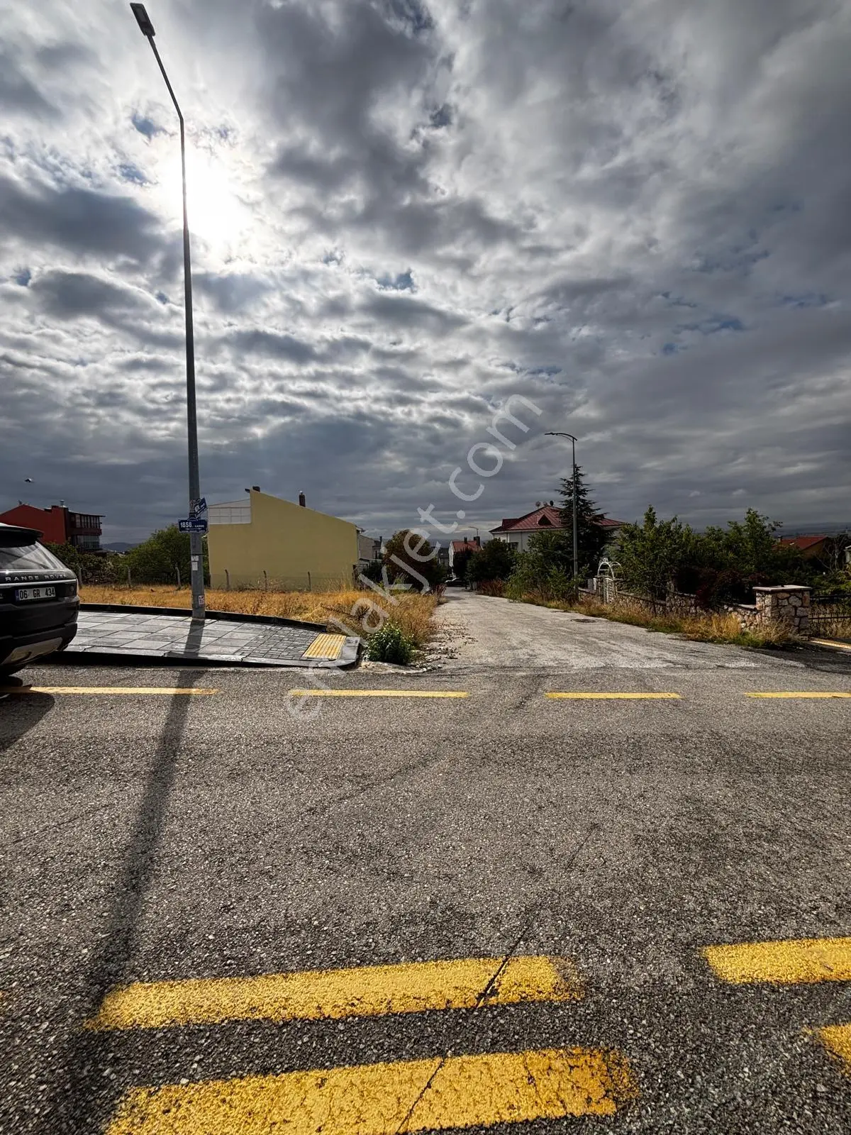 Incek Öysekent'te Doğa Kolejı Yakını Satılık Vılla Parselı — fotoğraf 4