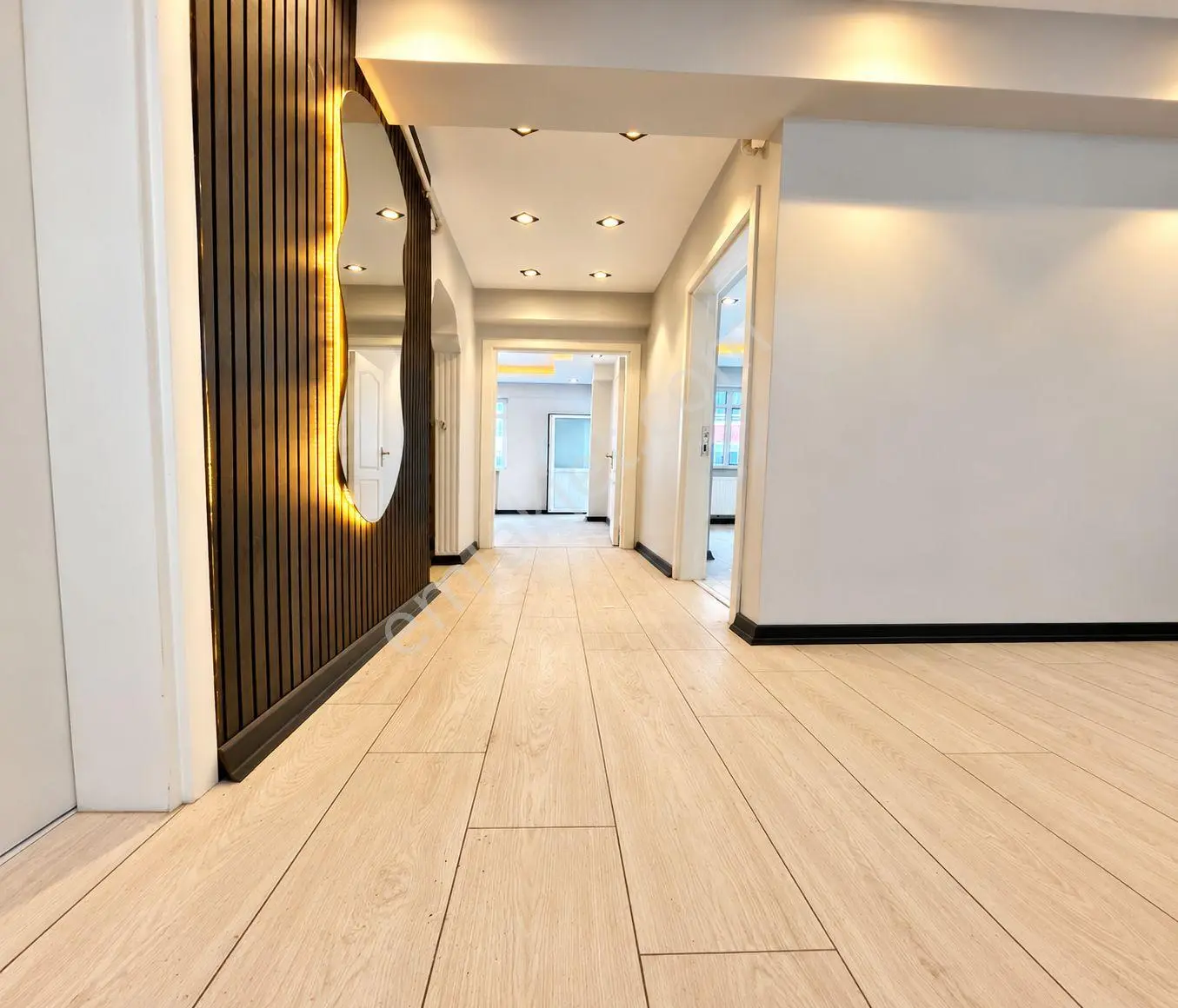 Esenyurt Şehitler Mahallesi'nde 2+1 Modern Satılık Daire — fotoğraf 17
