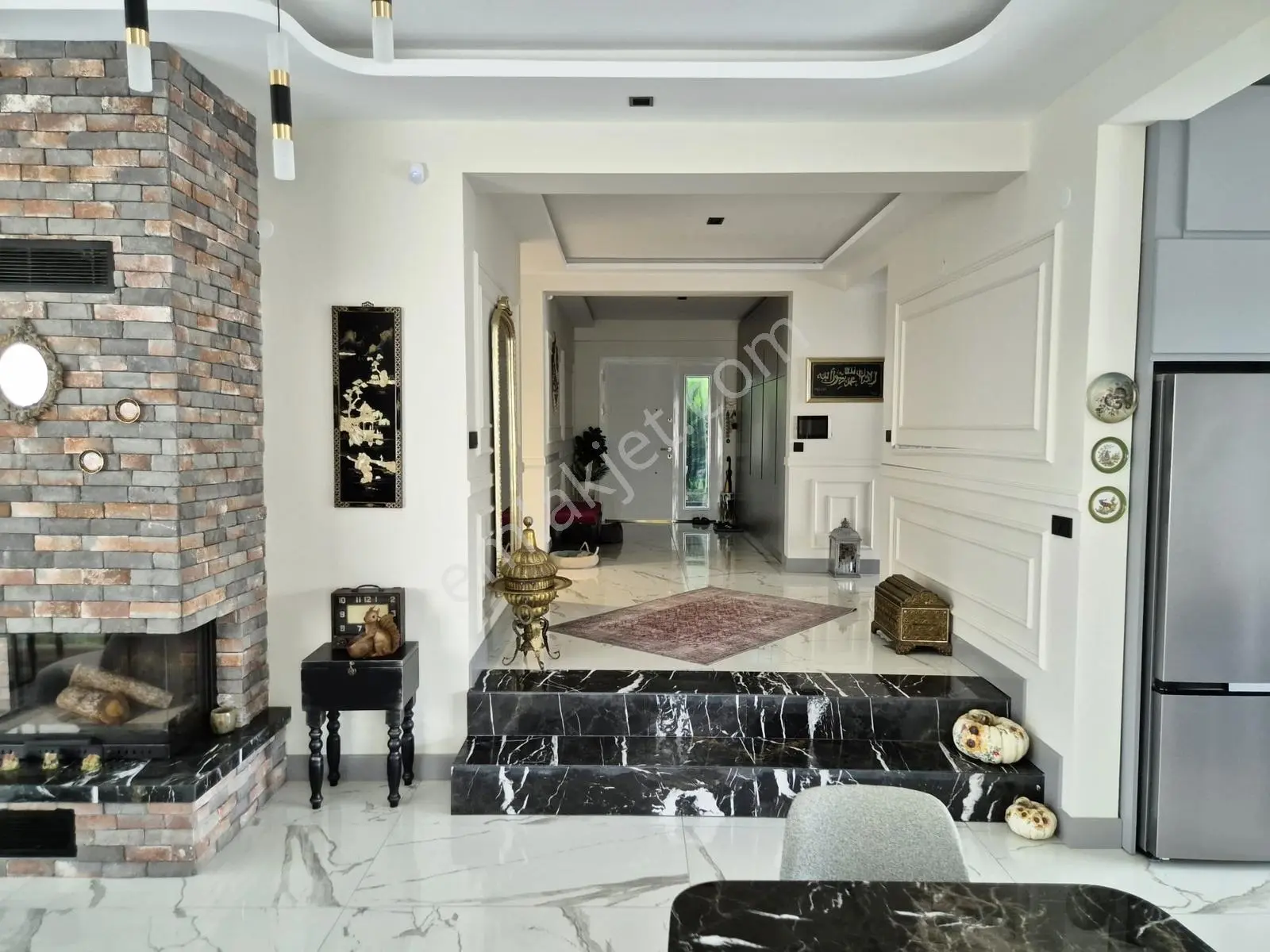 Kw Metsa'dan Muncurlu Gölette Havuzlu Müstakil Villa — fotoğraf 6