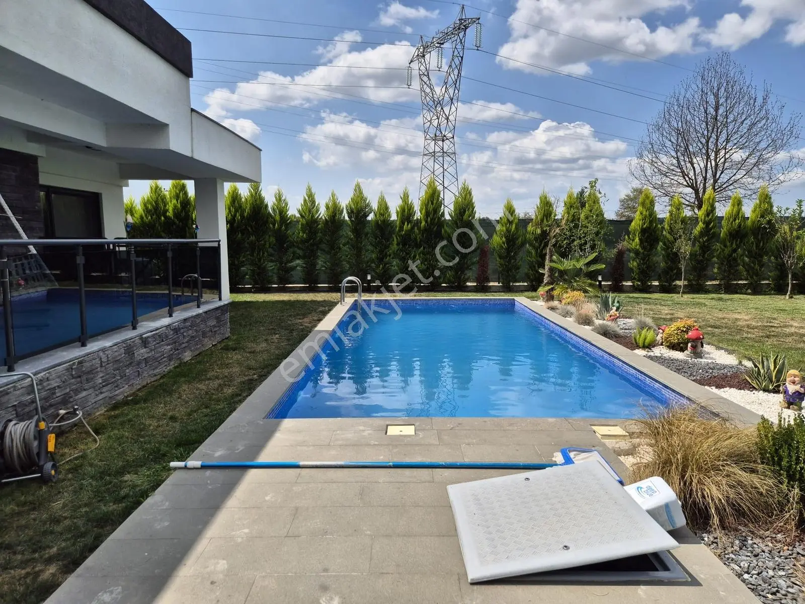 Kw Metsa'dan Muncurlu Gölette Havuzlu Müstakil Villa — fotoğraf 21