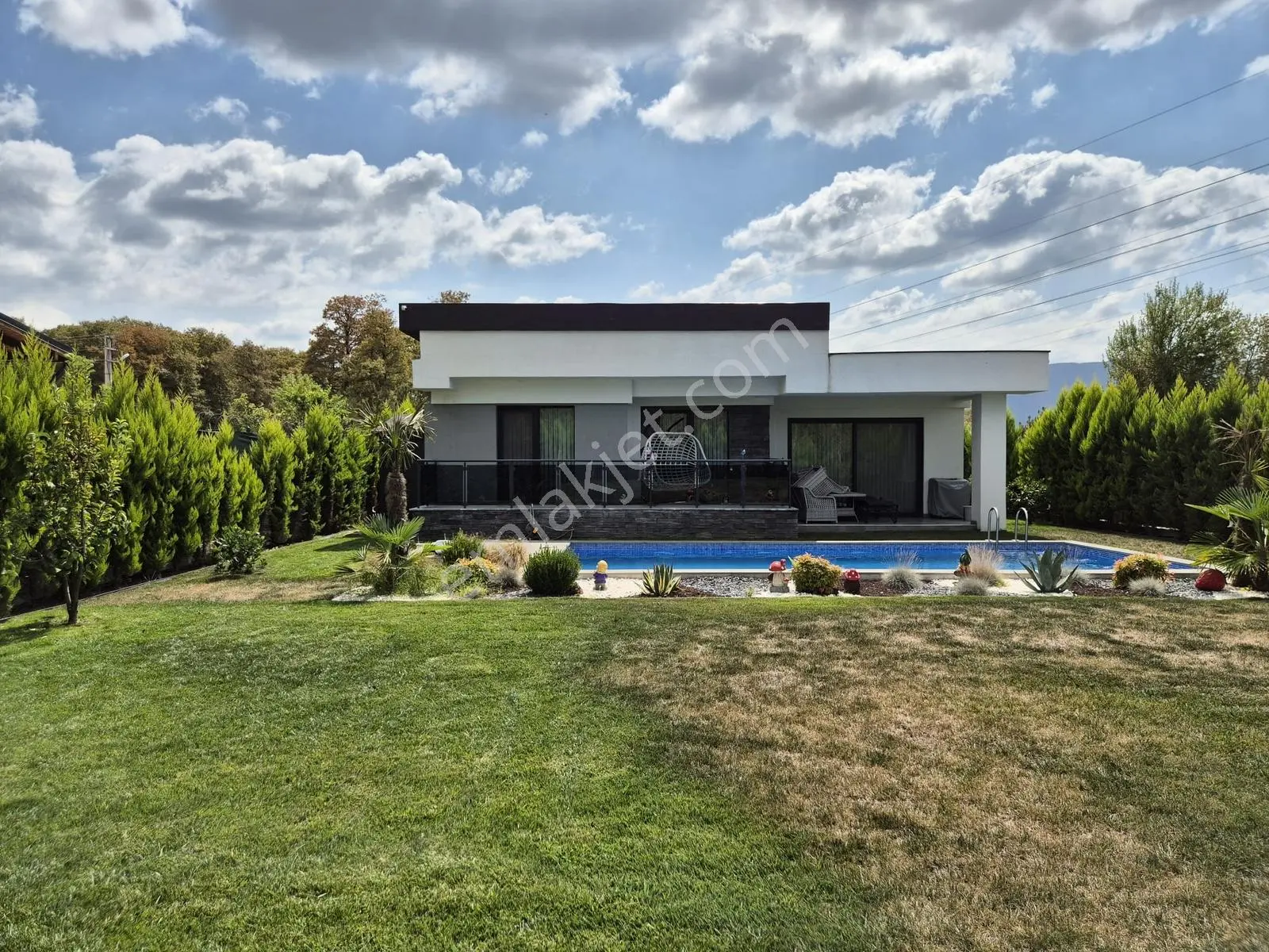 Kw Metsa'dan Muncurlu Gölette Havuzlu Müstakil Villa — fotoğraf 23