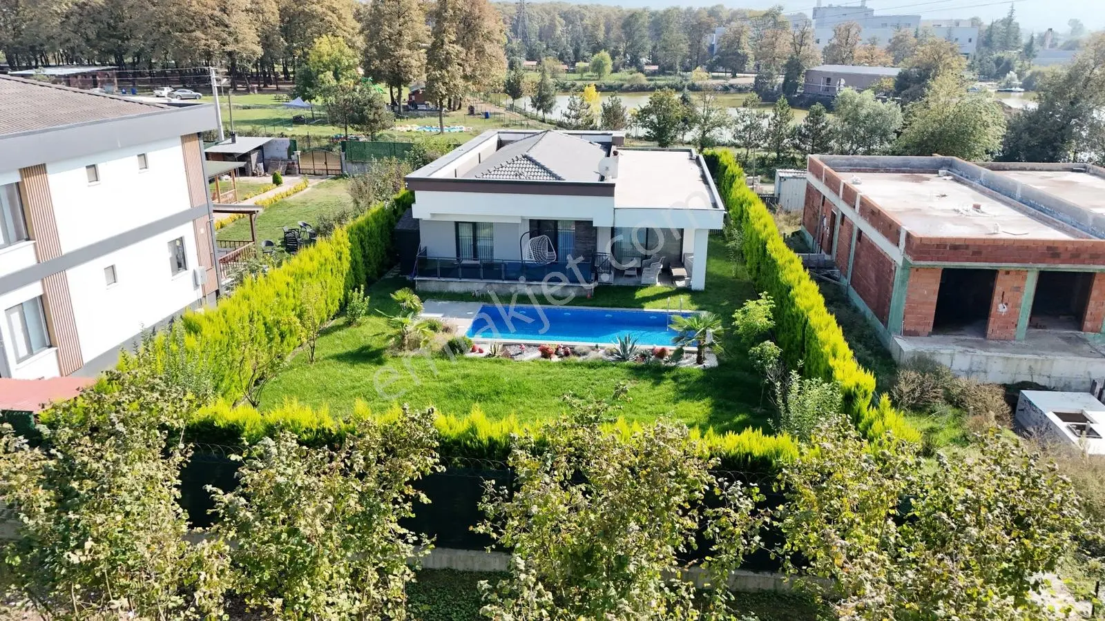 Kw Metsa'dan Muncurlu Gölette Havuzlu Müstakil Villa — fotoğraf 38