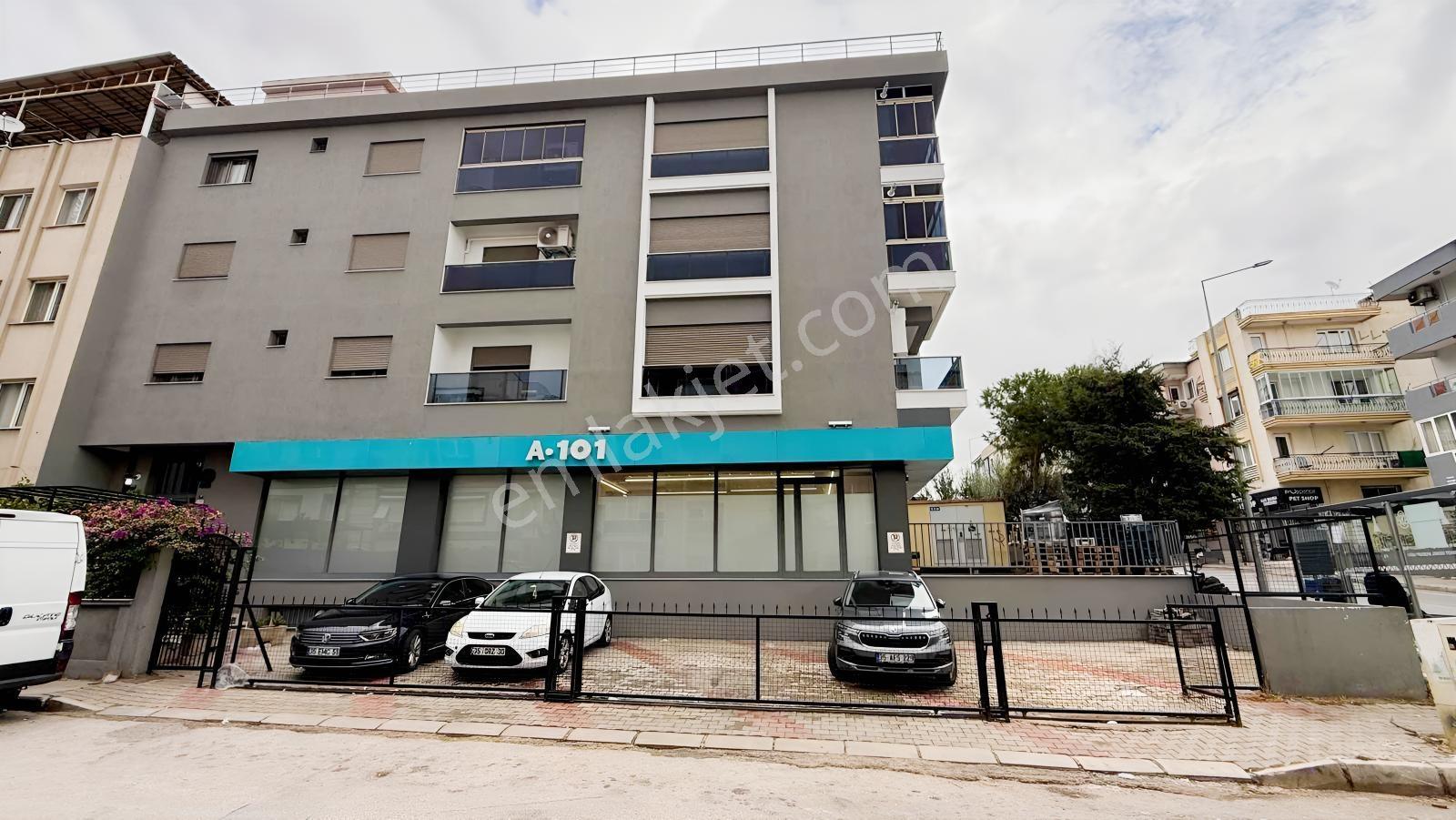 Buca İşçievleri'nde 3+1 Çift Cepheli, Çift Balkonlu Lüks Daire — fotoğraf 2