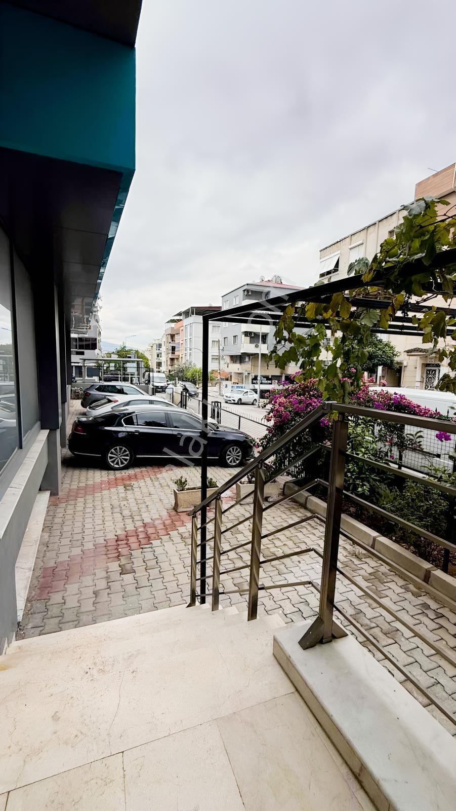 Buca İşçievleri'nde 3+1 Çift Cepheli, Çift Balkonlu Lüks Daire — fotoğraf 4