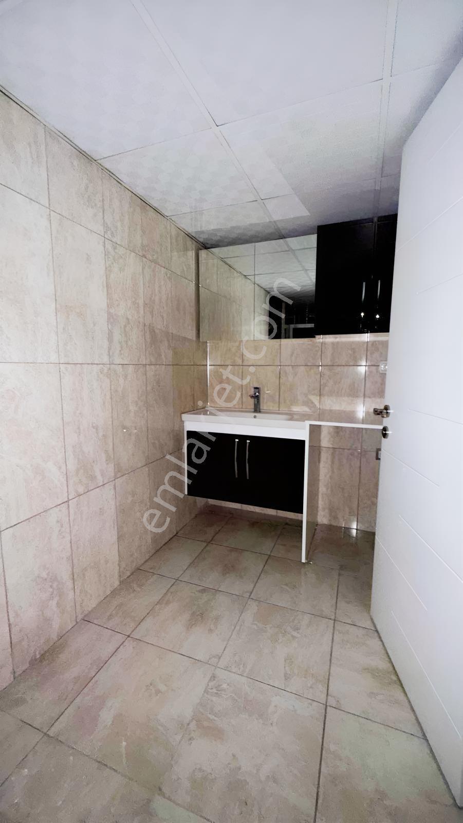 Buca İşçievleri'nde 3+1 Çift Cepheli, Çift Balkonlu Lüks Daire — fotoğraf 15