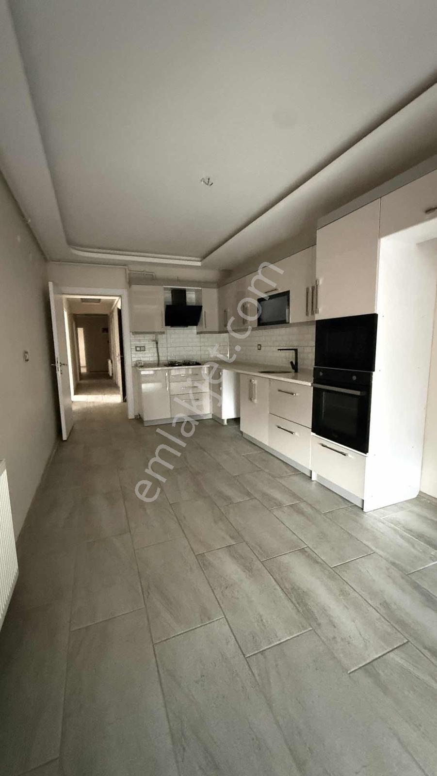 Buca İşçievleri'nde 3+1 Çift Cepheli, Çift Balkonlu Lüks Daire — fotoğraf 31