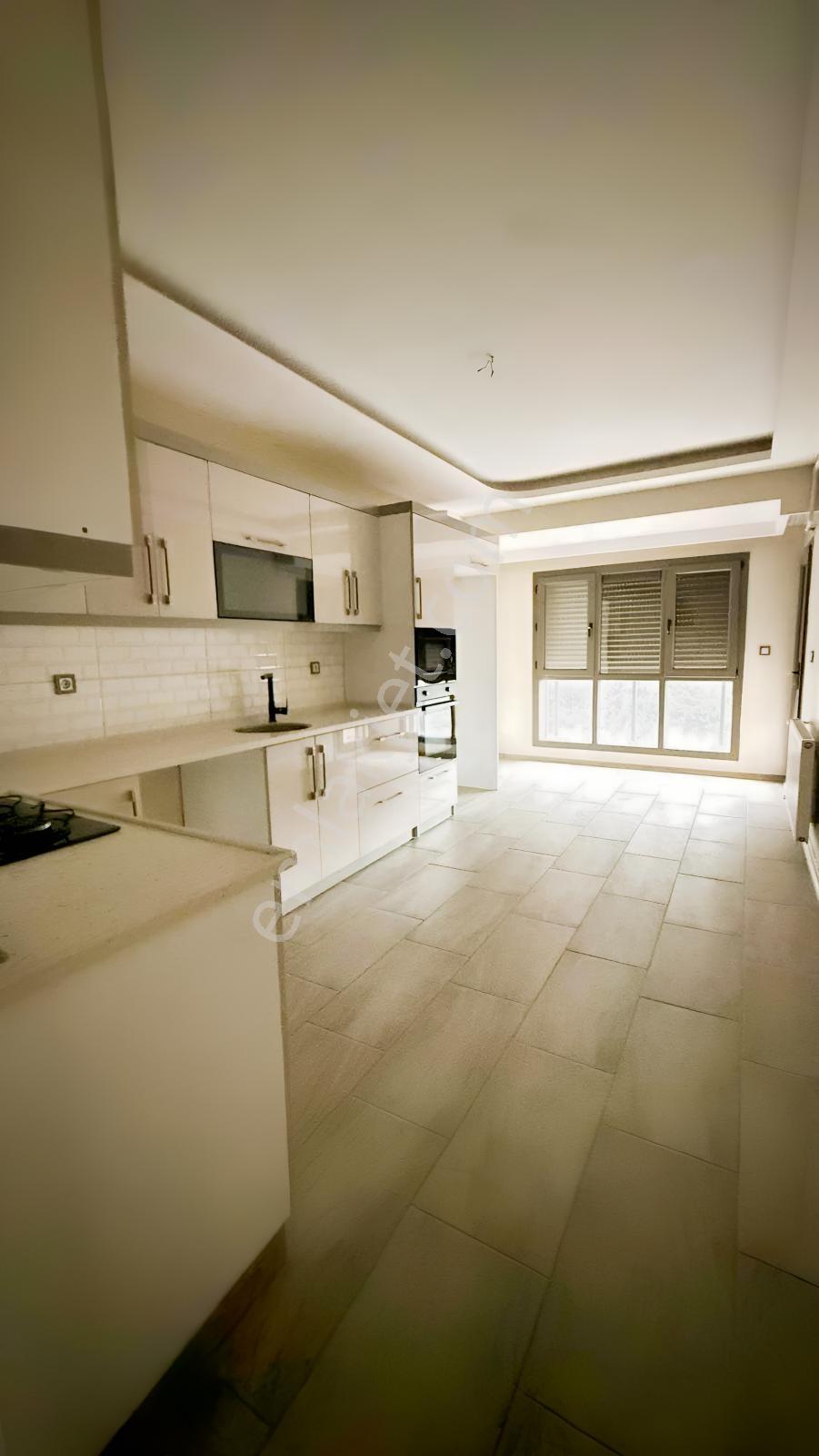 Buca İşçievleri'nde 3+1 Çift Cepheli, Çift Balkonlu Lüks Daire — fotoğraf 32