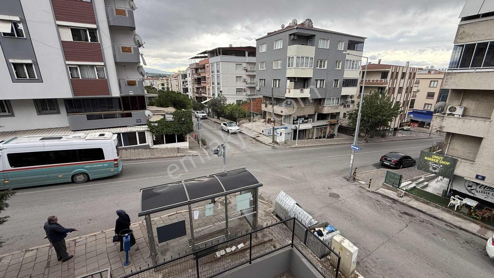 Buca İşçievleri'nde 3+1 Çift Cepheli, Çift Balkonlu Lüks Daire — fotoğraf 33