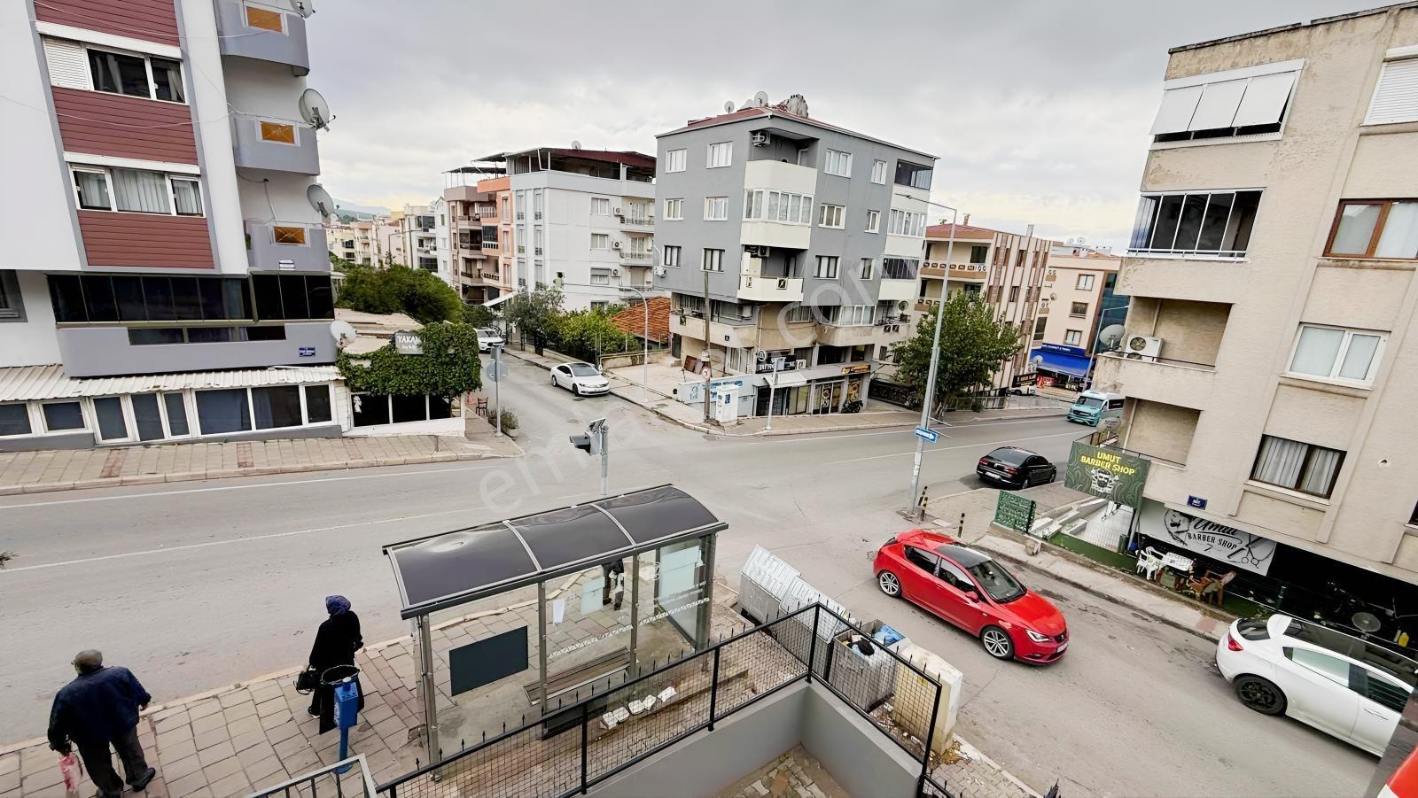 Buca İşçievleri'nde 3+1 Çift Cepheli, Çift Balkonlu Lüks Daire — fotoğraf 36