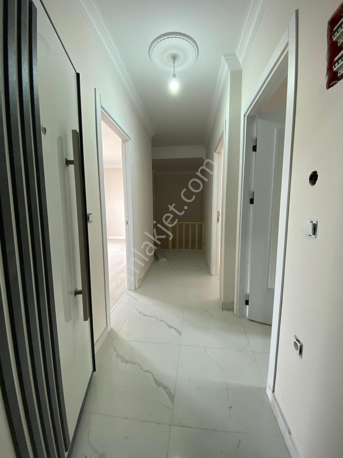 Sancaktepe Mevlana Mah. Satılık 4+1 Ters Düblex Acill Satılık — fotoğraf 5