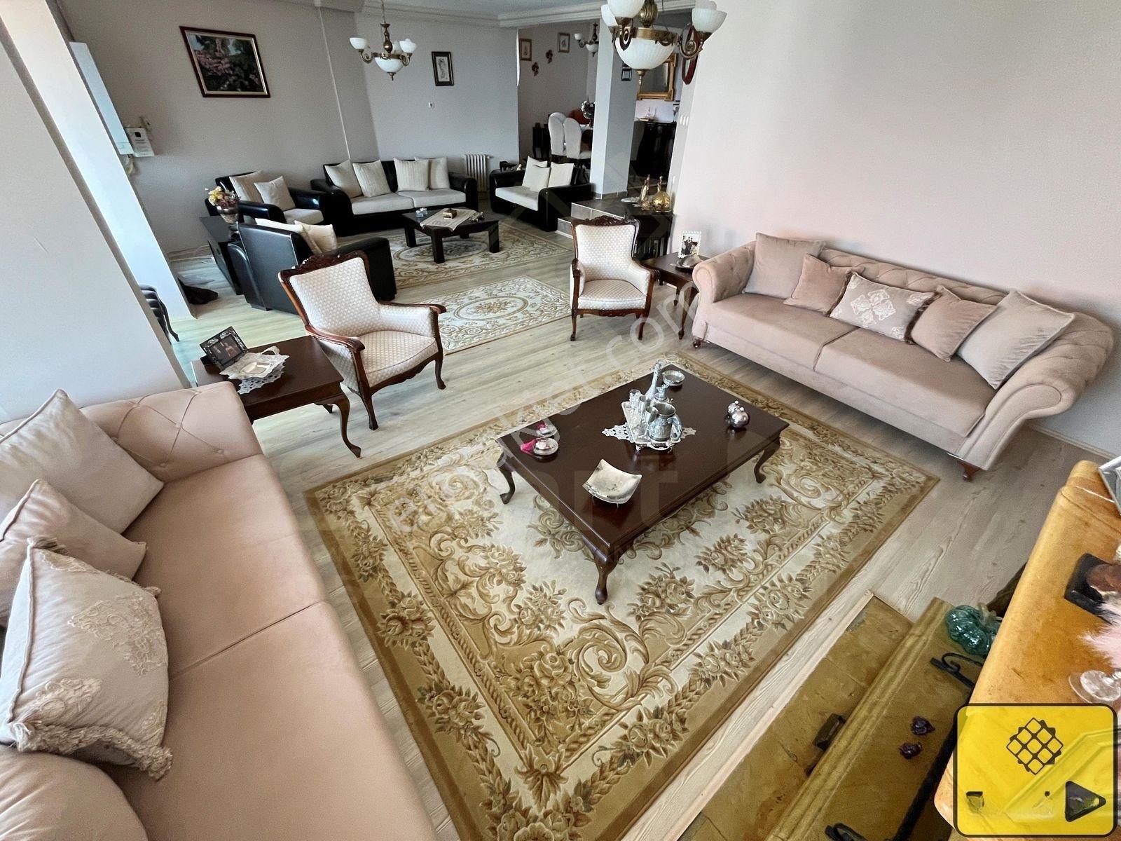 Smartgo'dan Hacıyusuf'ta Panoramik Deniz Manzaralı Satılık Daire — fotoğraf 2