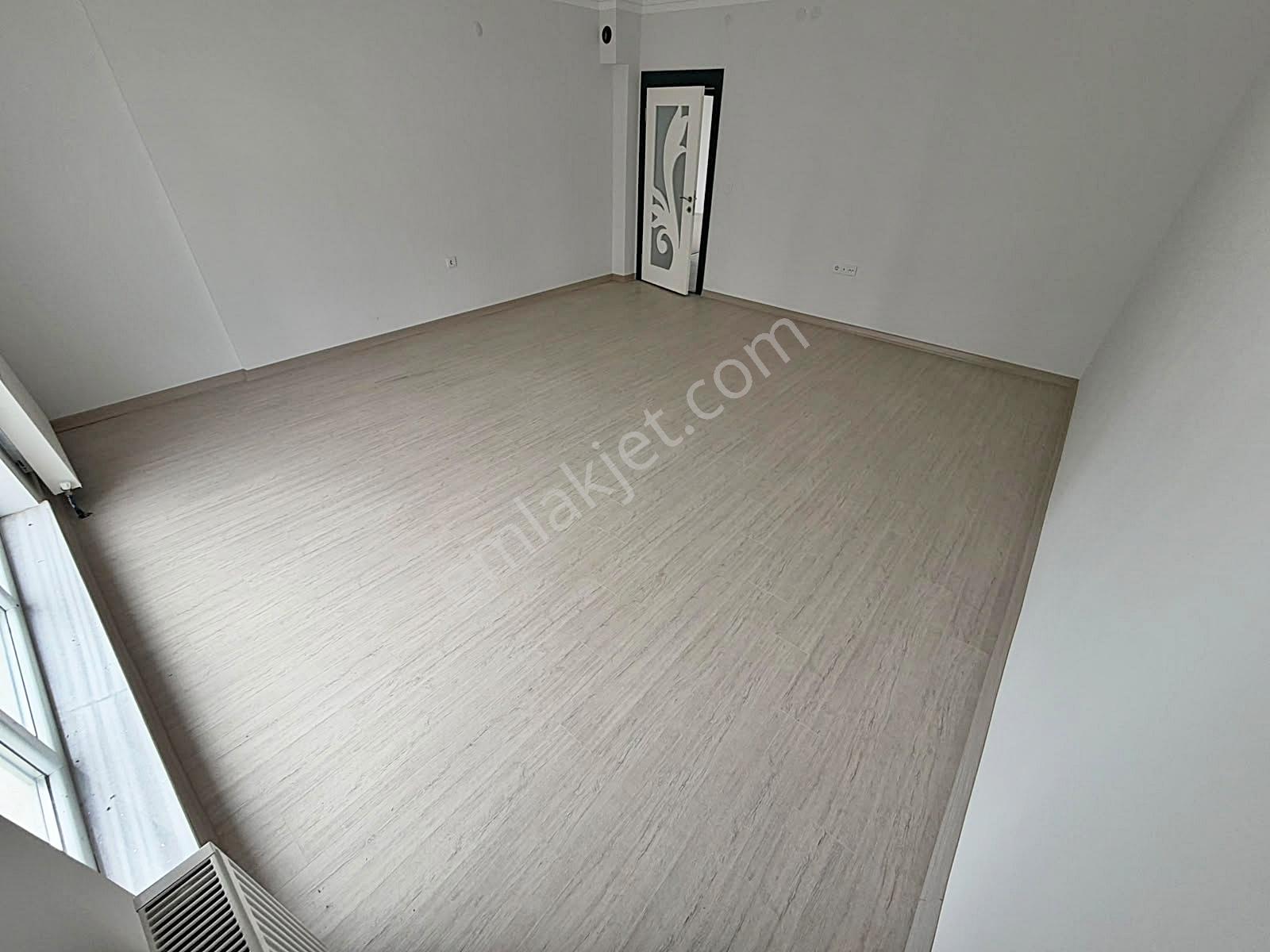 Yuvam'dan Okullar Bölgesinde Ara Kat 137m2 3+1 Acil Satılık — fotoğraf 11