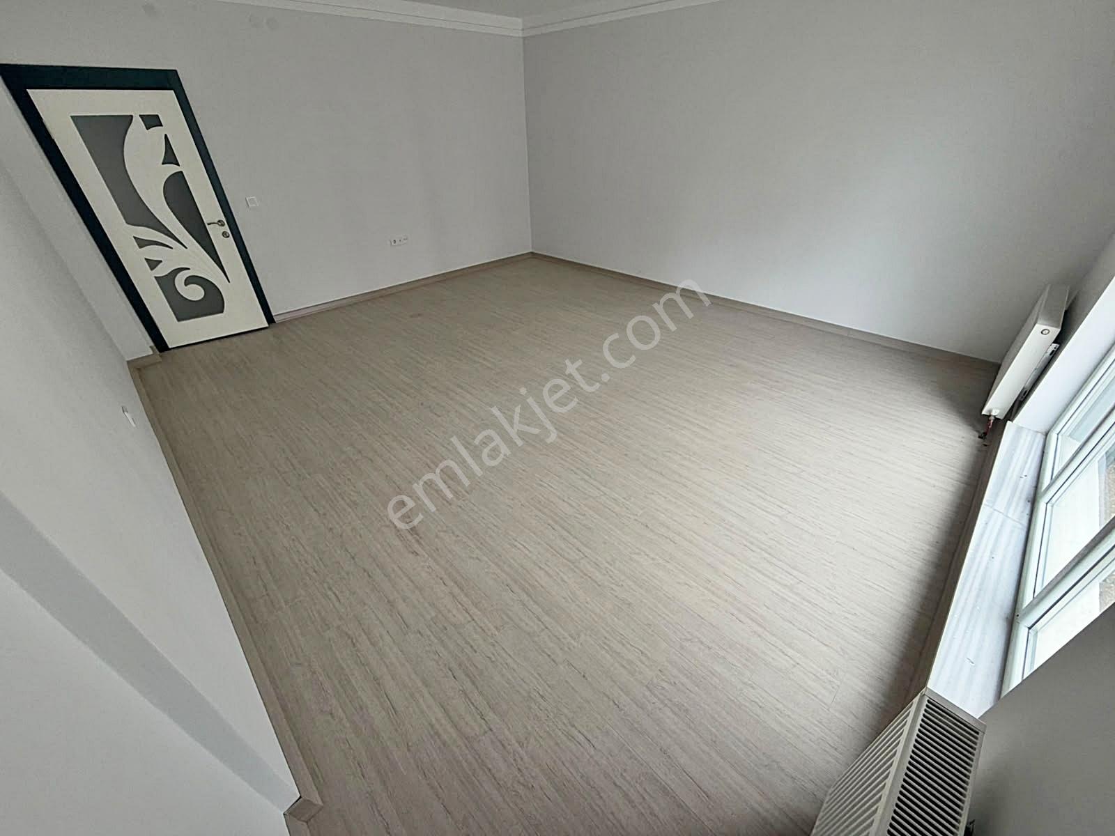 Yuvam'dan Okullar Bölgesinde Ara Kat 137m2 3+1 Acil Satılık — fotoğraf 14
