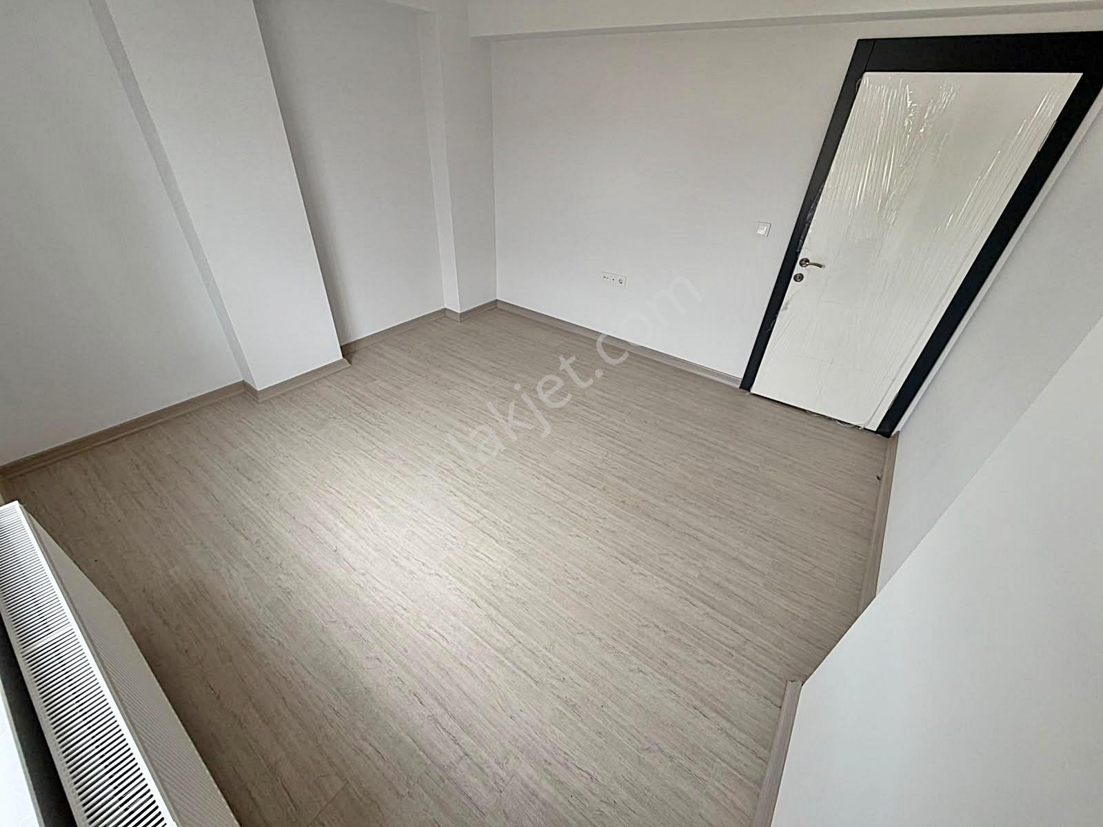 Yuvam'dan Okullar Bölgesinde Ara Kat 137m2 3+1 Acil Satılık — fotoğraf 16