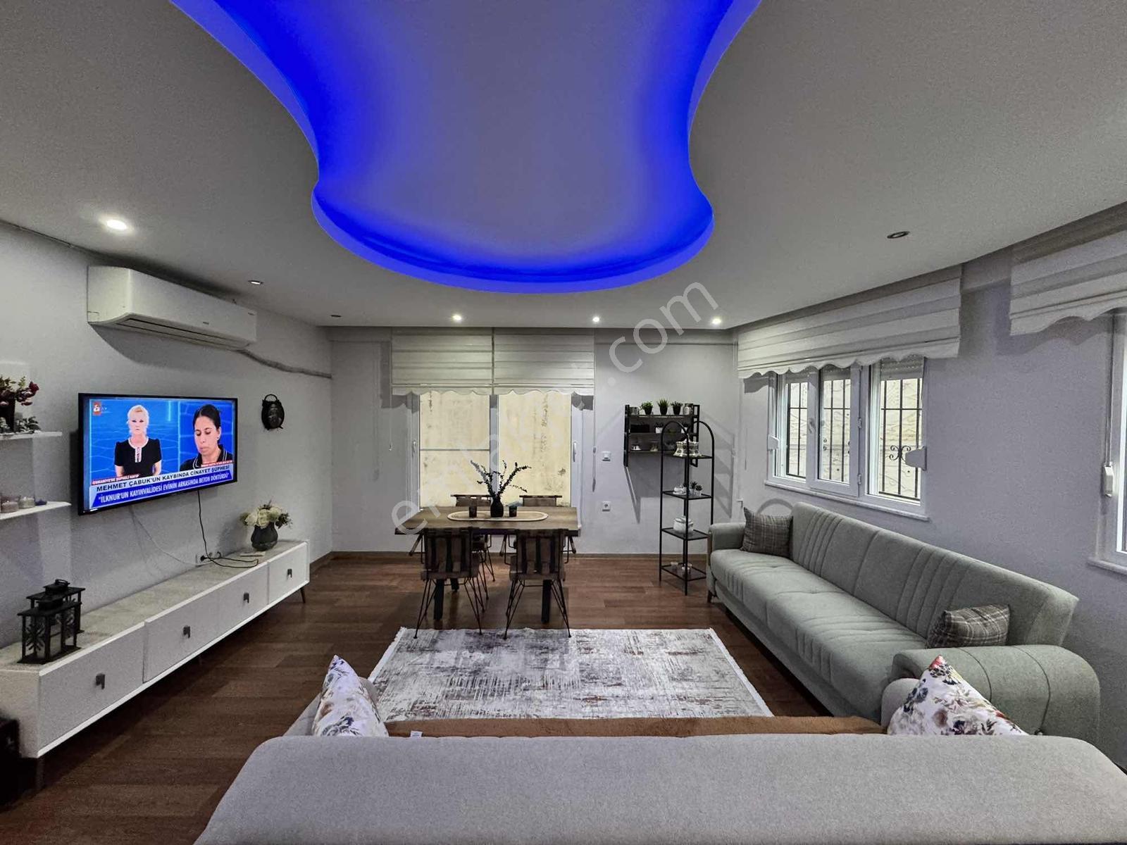 Kasaplar Mahallesinde Satılık Masrafsız 2+1 Geniş Teraslı Daire — fotoğraf 2