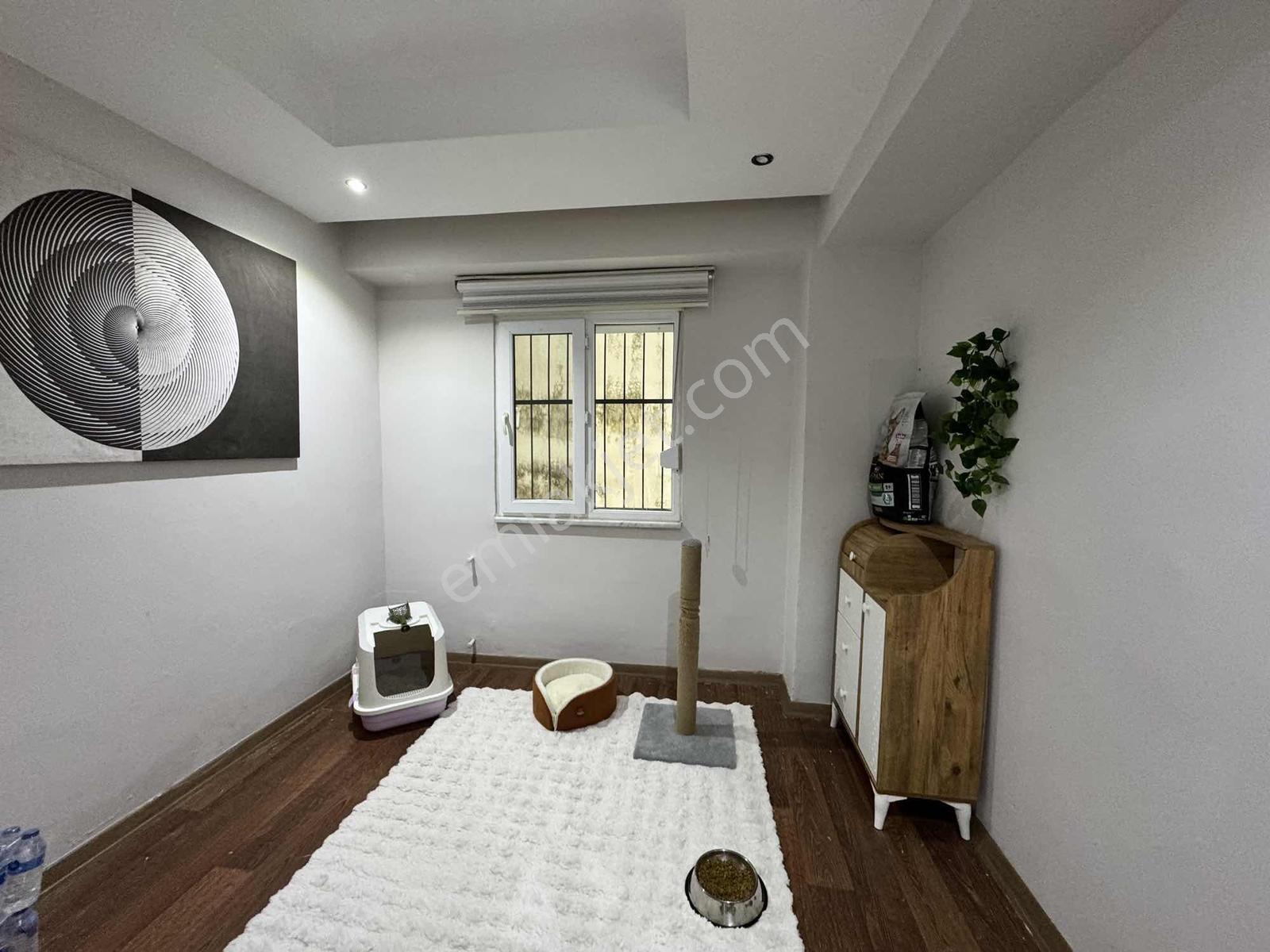 Kasaplar Mahallesinde Satılık Masrafsız 2+1 Geniş Teraslı Daire — fotoğraf 5