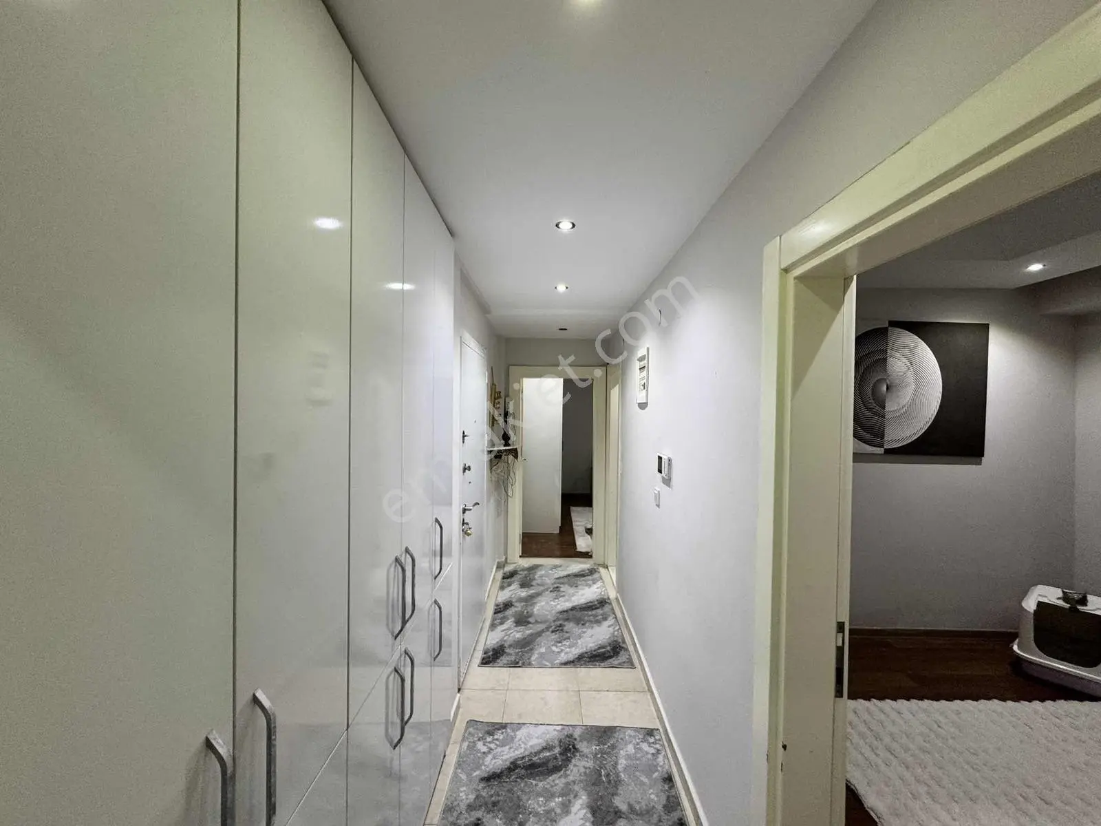 Kasaplar Mahallesinde Satılık Masrafsız 2+1 Geniş Teraslı Daire — fotoğraf 9