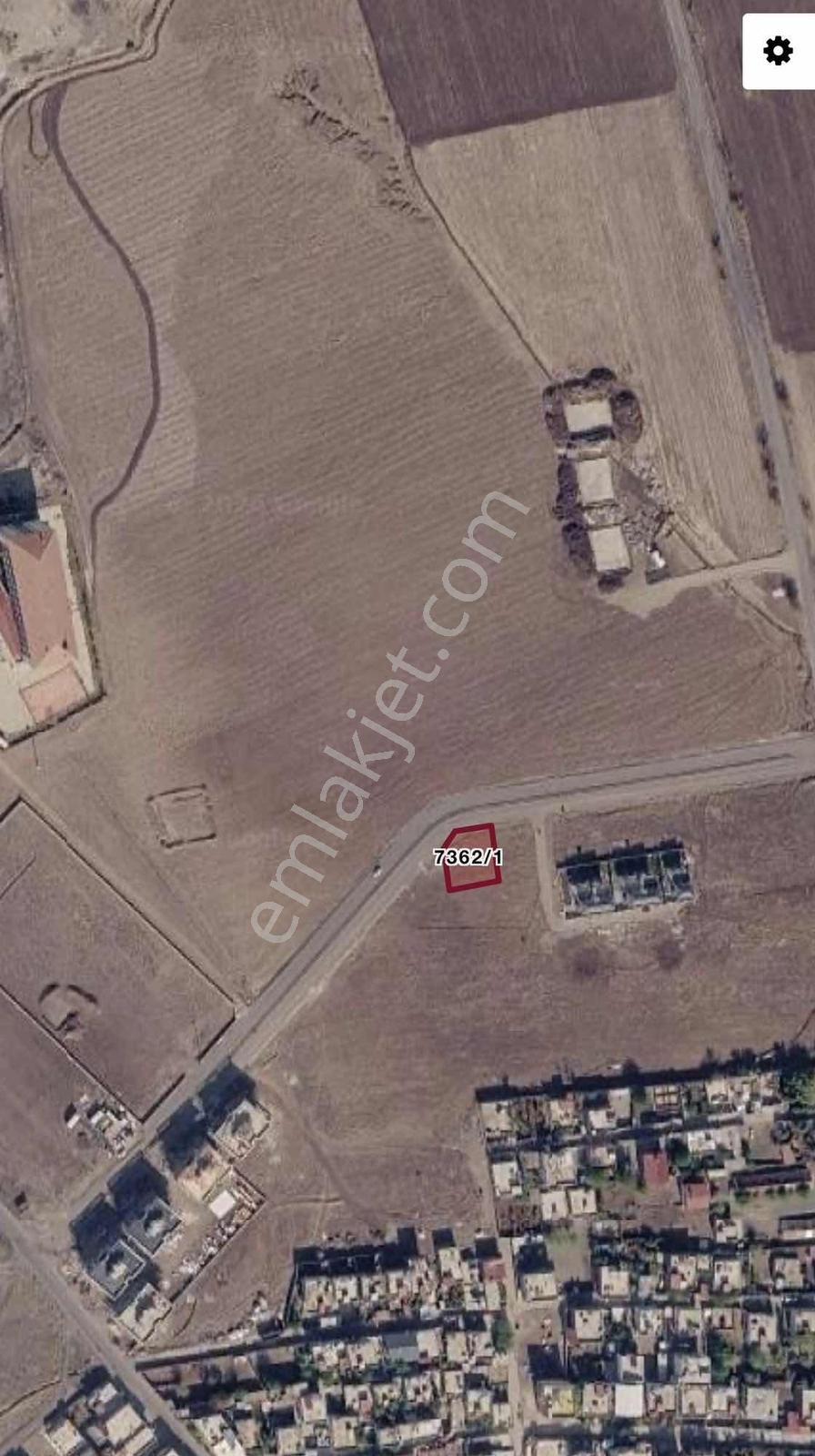Sur Bağıvarda Şehir Merkezie Yakın Satılık İmarlı İfrazlı Arsa — fotoğraf 2