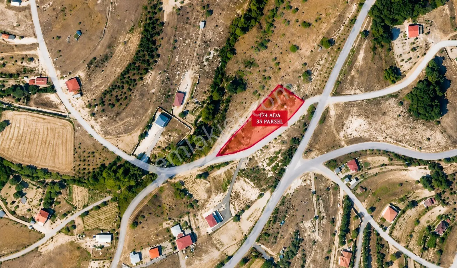 Duraklı'da 1958m² Evi Hazır Kurulu Düzen Müstakil Arsa — fotoğraf 3