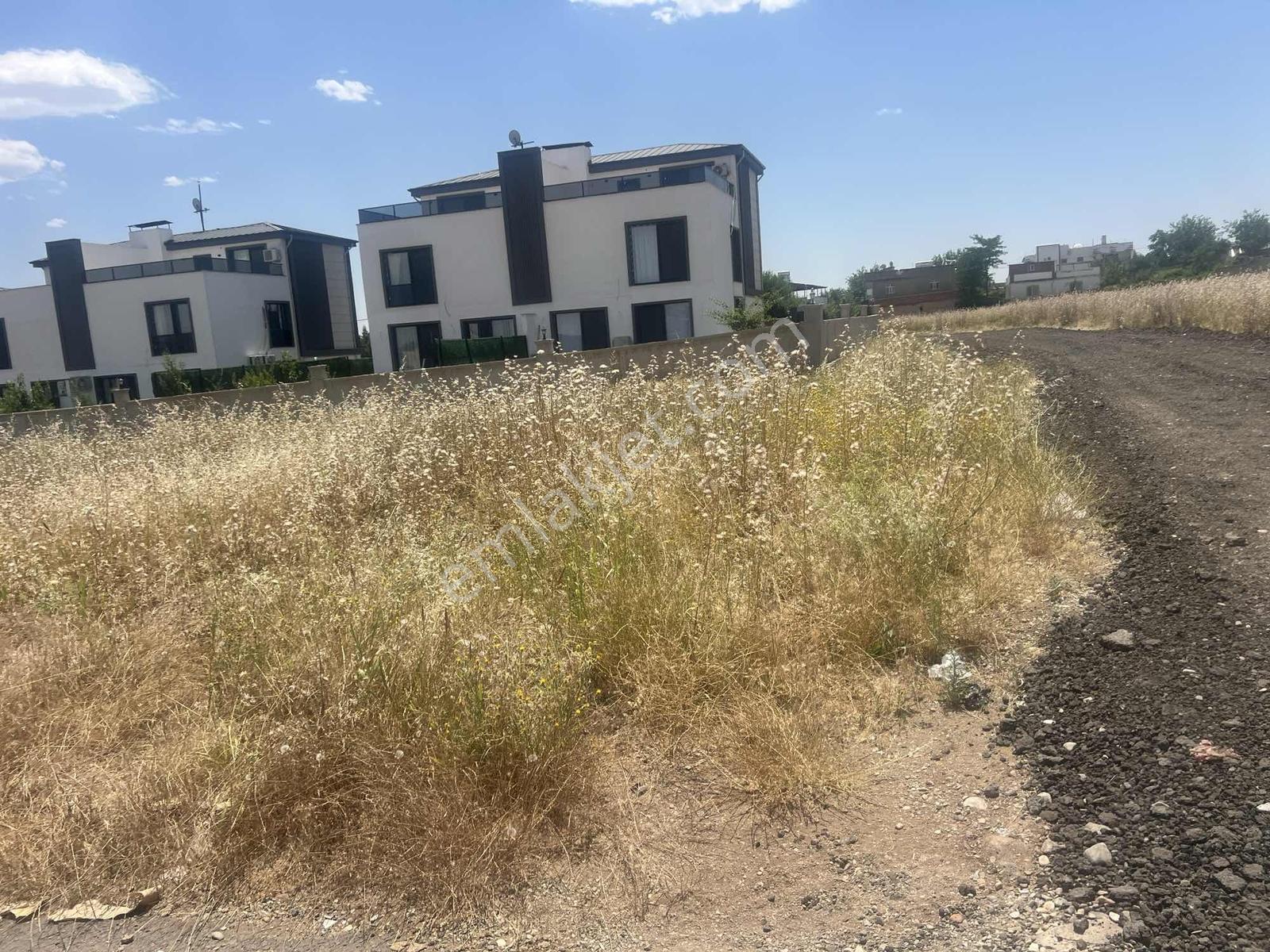 Sur Bağıvarda Şehir Merkezie Yakın Satılık İmarlı İfrazlı Arsa — fotoğraf 15
