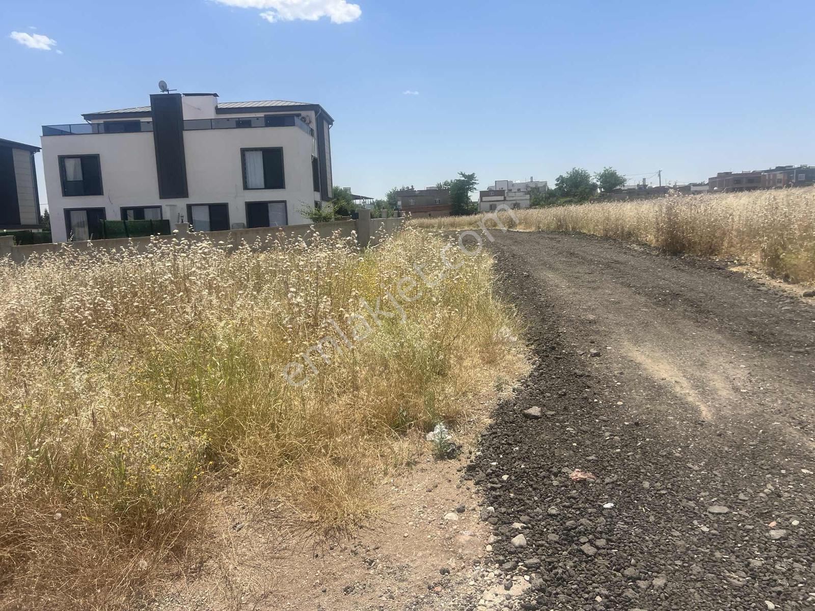 Sur Bağıvarda Şehir Merkezie Yakın Satılık İmarlı İfrazlı Arsa — fotoğraf 16