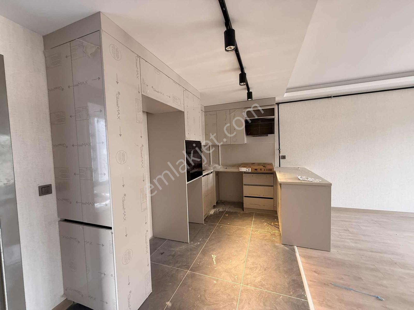 Beyaz Grup'tan Taşpınarda Merkezi Lokasyonda Lüks 1+1 Daire — fotoğraf 3