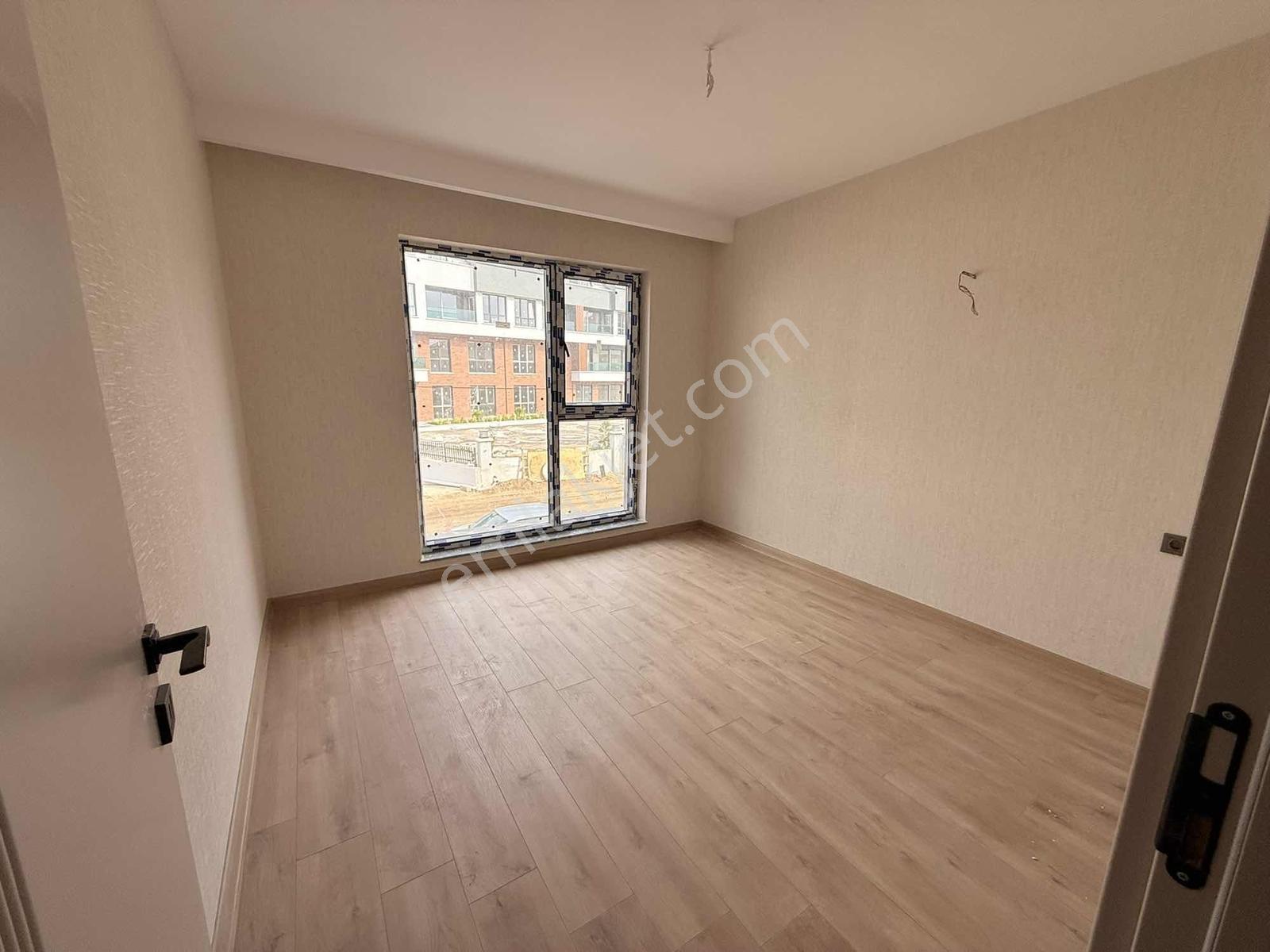Beyaz Grup'tan Taşpınarda Merkezi Lokasyonda Lüks 1+1 Daire — fotoğraf 7