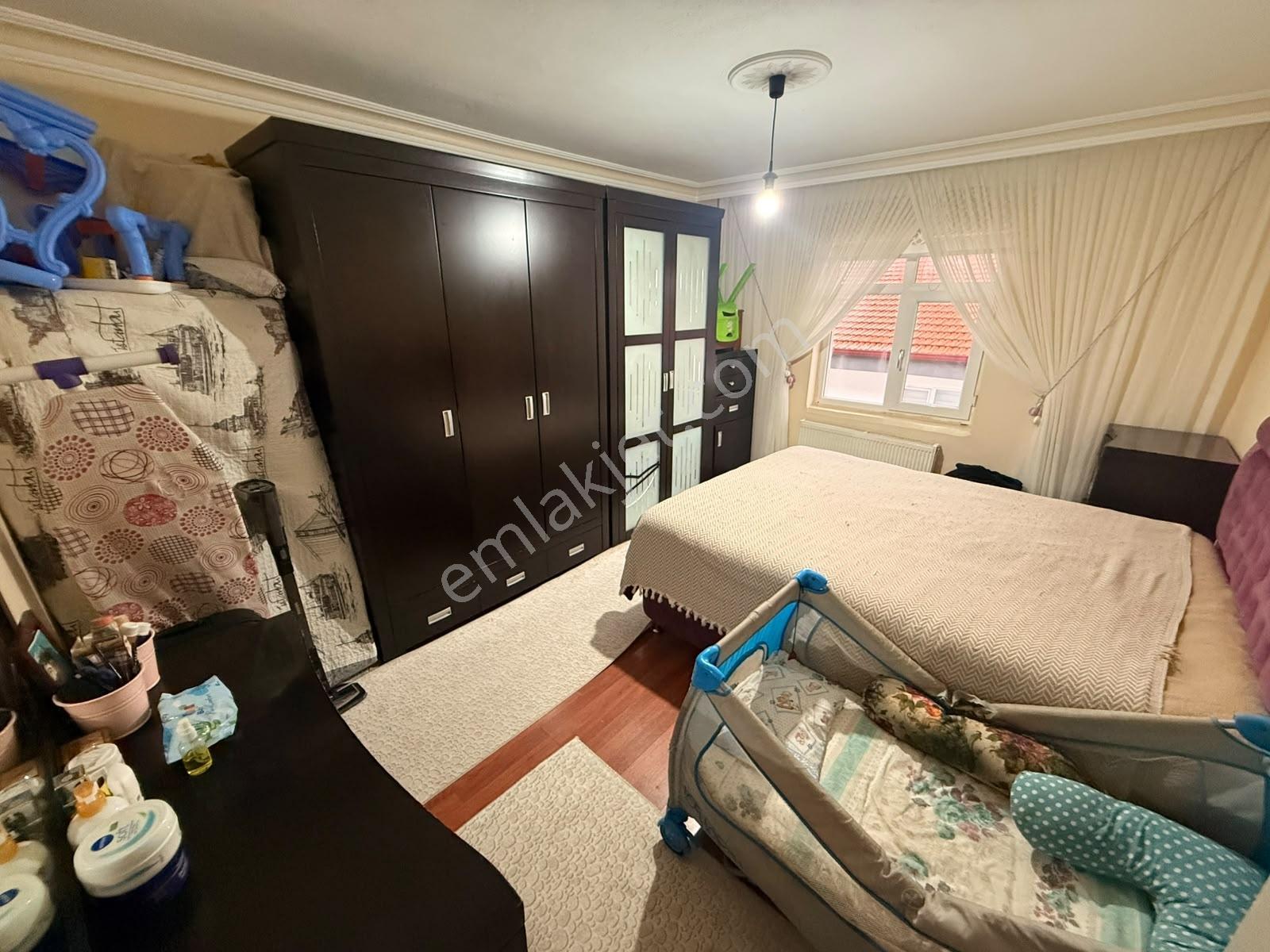 Keçiörende Caddeyanı İskanlı 3+1 Öncepheli Acil Satılık Daire — fotoğraf 15