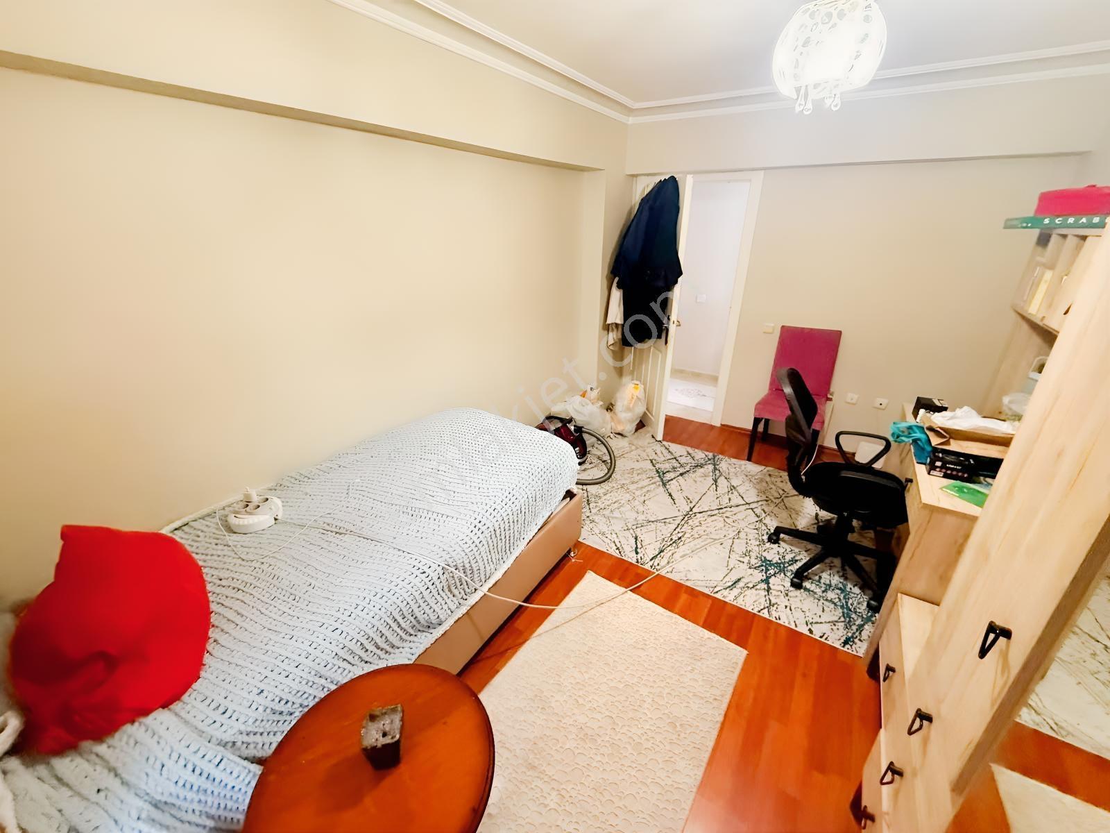 Keçiörende Caddeyanı İskanlı 3+1 Öncepheli Acil Satılık Daire — fotoğraf 22