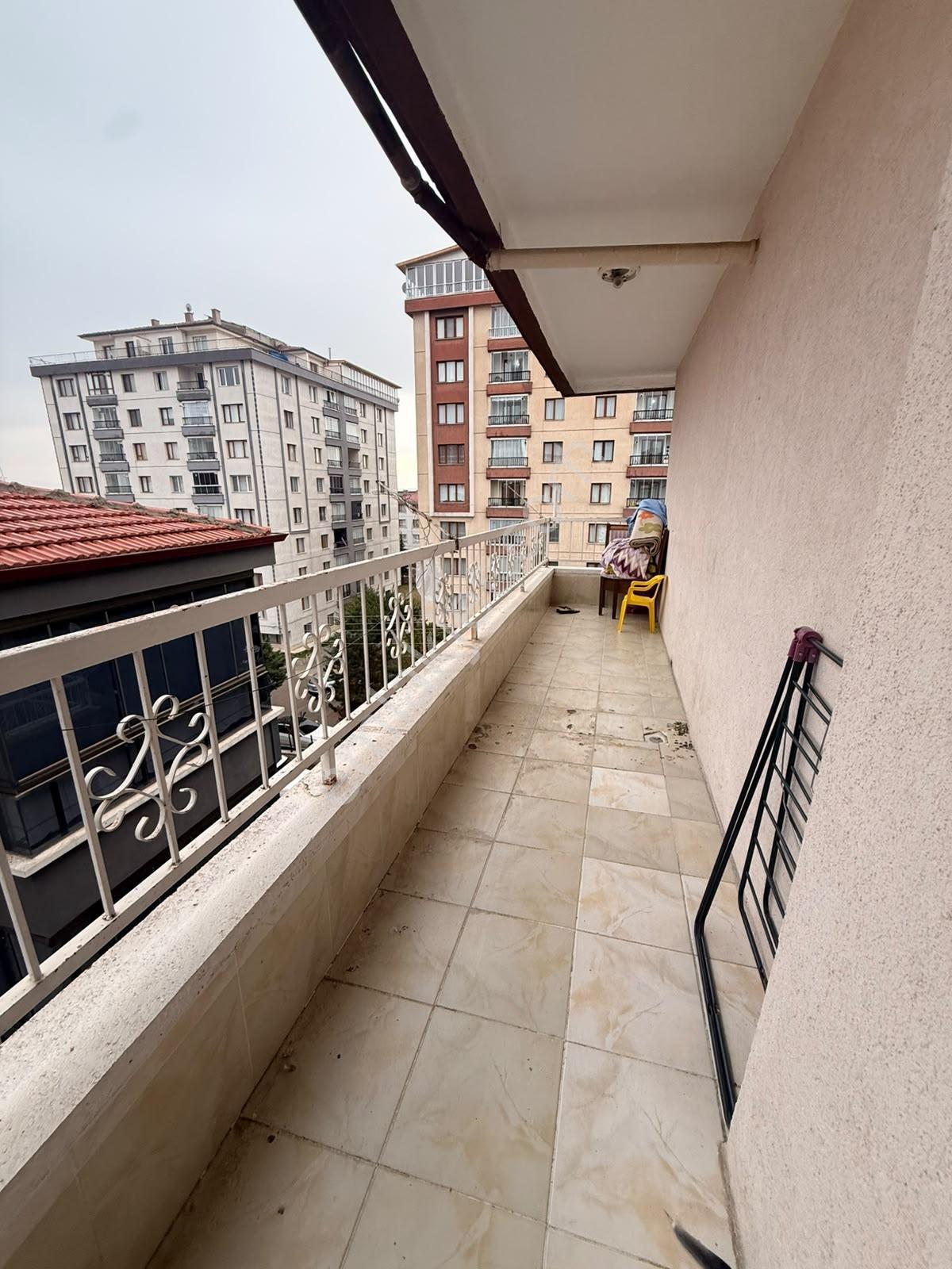 Keçiörende Caddeyanı İskanlı 3+1 Öncepheli Acil Satılık Daire — fotoğraf 26