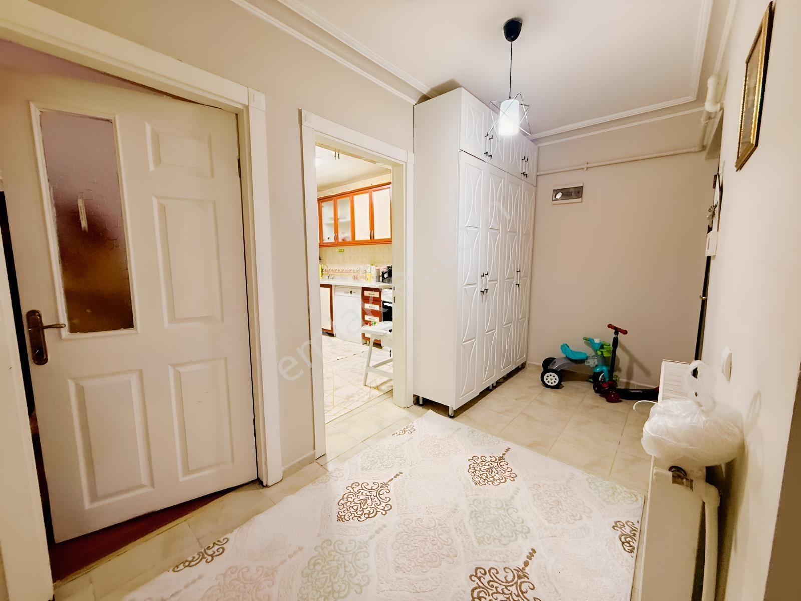 Keçiörende Caddeyanı İskanlı 3+1 Öncepheli Acil Satılık Daire — fotoğraf 28