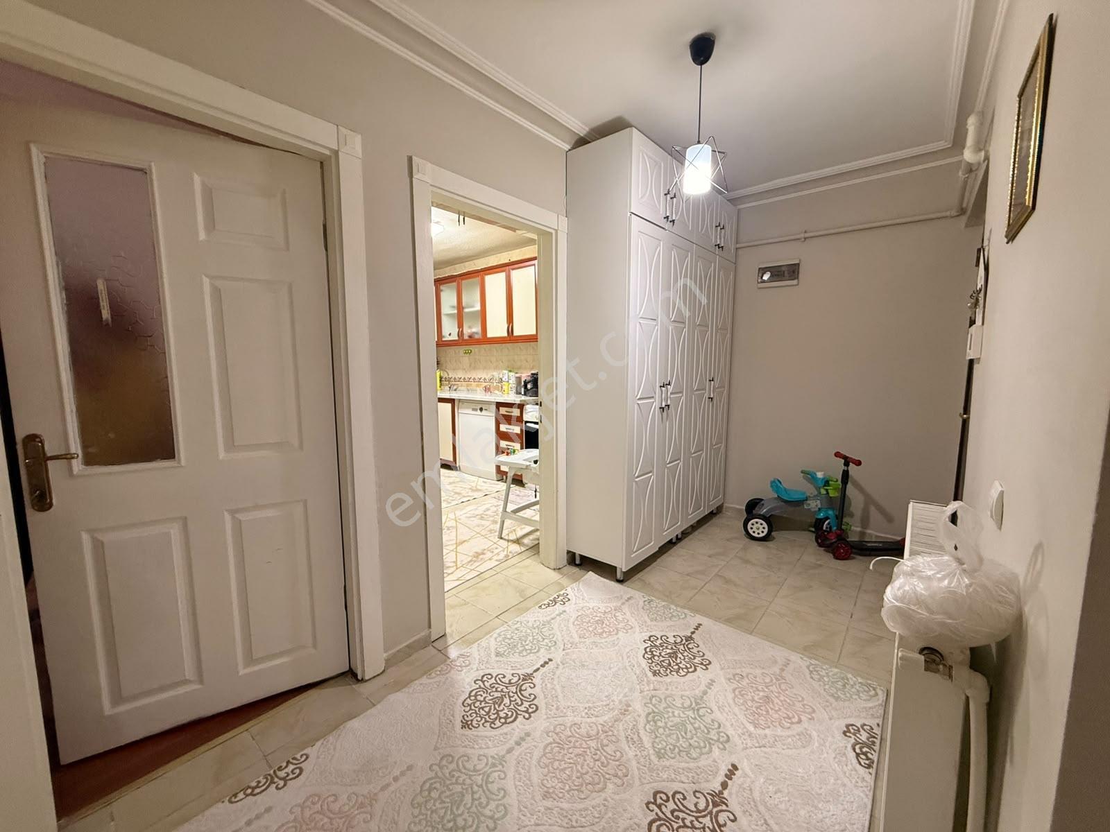 Keçiörende Caddeyanı İskanlı 3+1 Öncepheli Acil Satılık Daire — fotoğraf 29