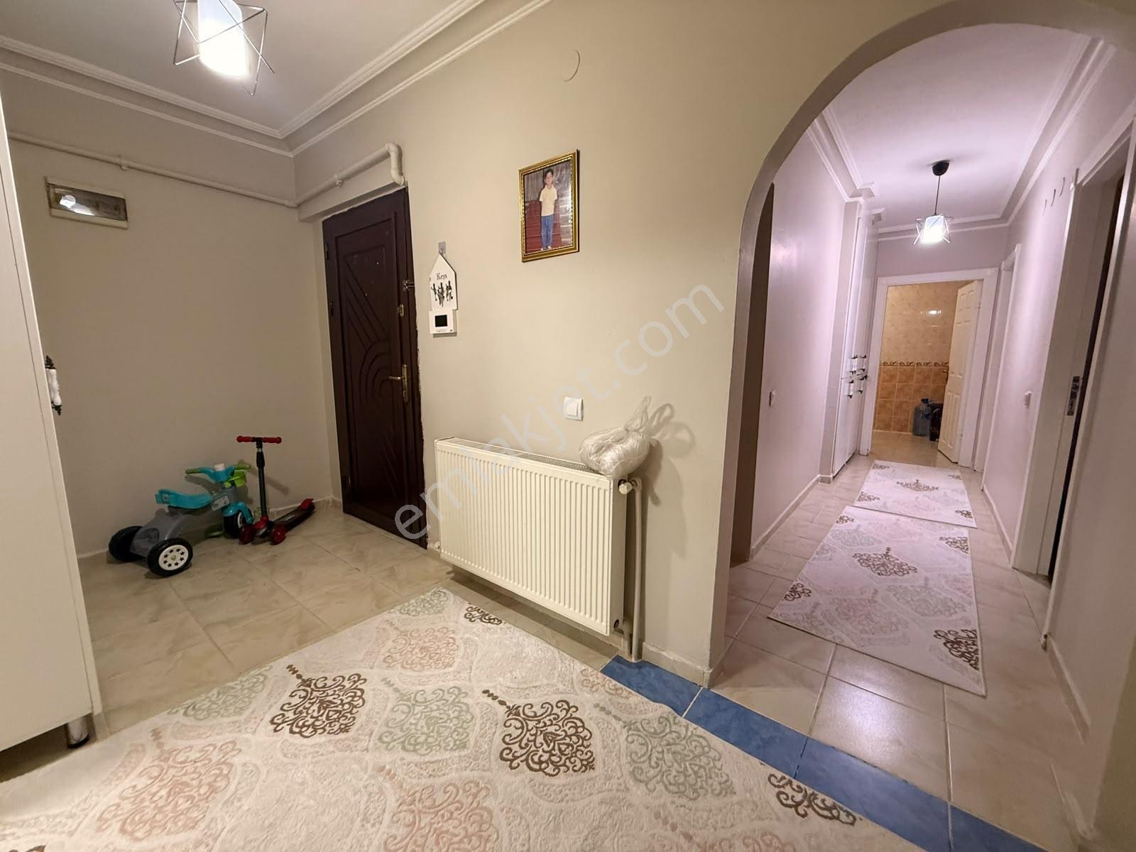 Keçiörende Caddeyanı İskanlı 3+1 Öncepheli Acil Satılık Daire — fotoğraf 30