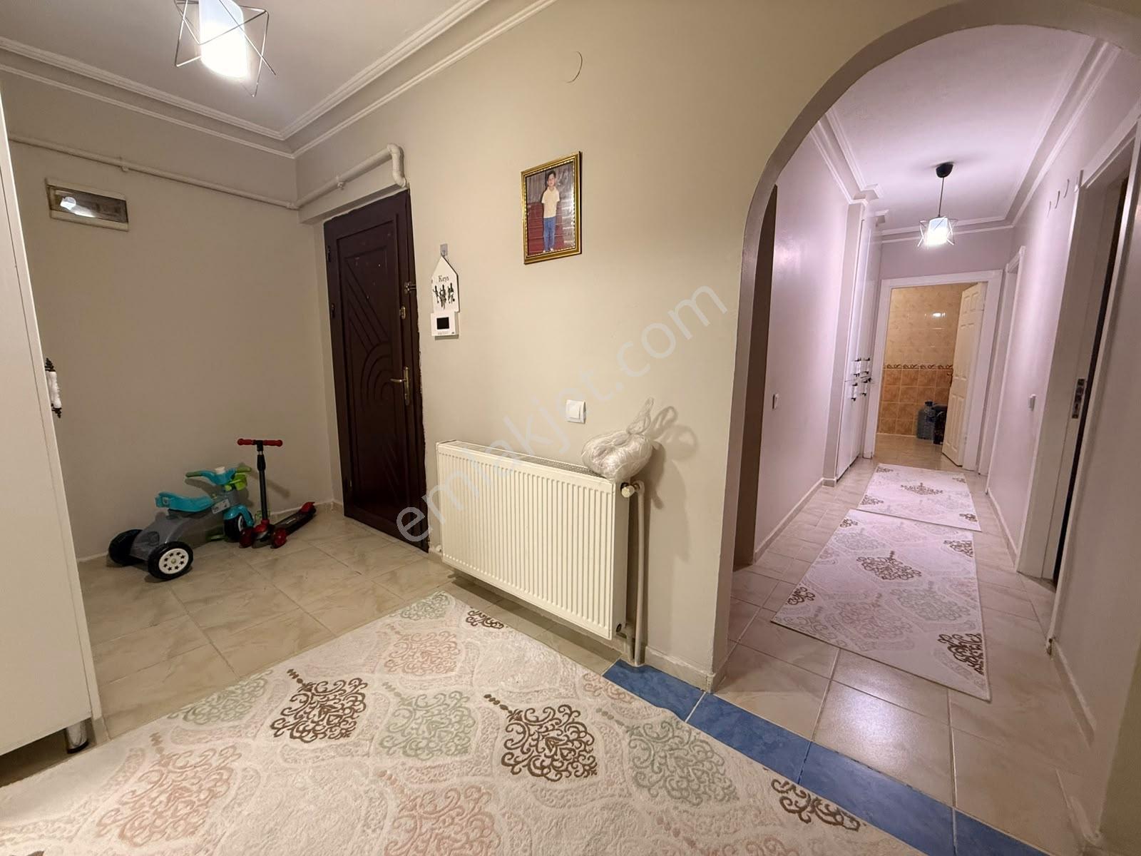 Keçiörende Caddeyanı İskanlı 3+1 Öncepheli Acil Satılık Daire — fotoğraf 31