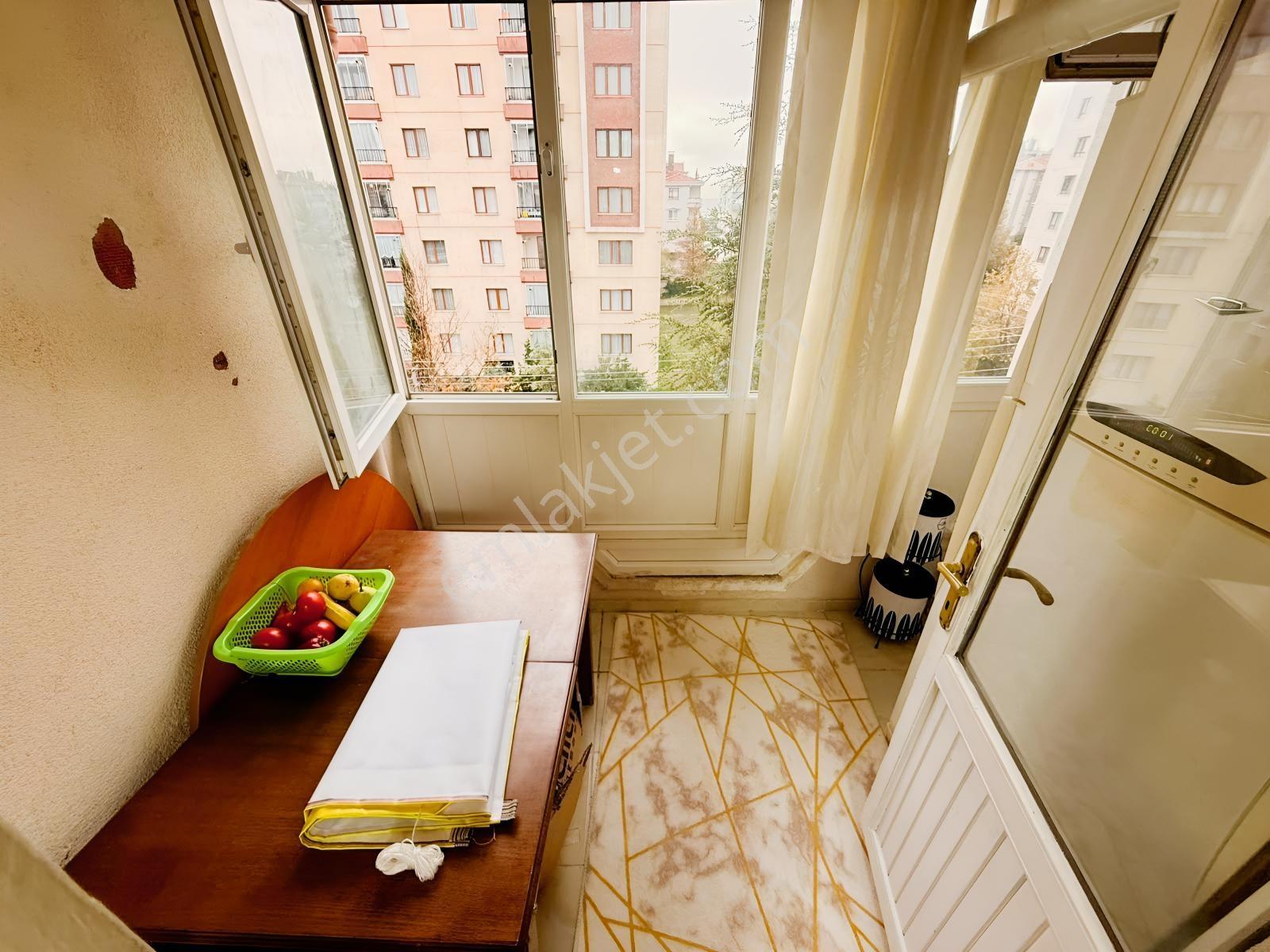 Keçiörende Caddeyanı İskanlı 3+1 Öncepheli Acil Satılık Daire — fotoğraf 32