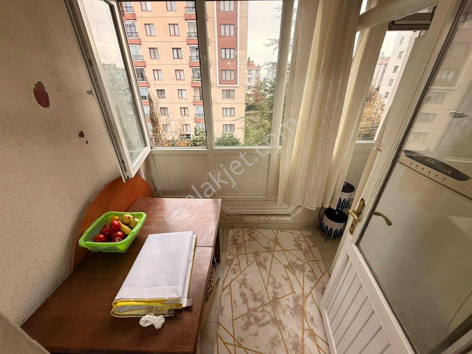 Keçiörende Caddeyanı İskanlı 3+1 Öncepheli Acil Satılık Daire — fotoğraf 34