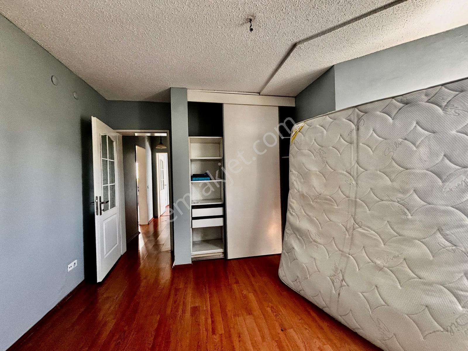 Atakent 3.etap Tadilatlı Satılık 2+1 Daire — fotoğraf 21