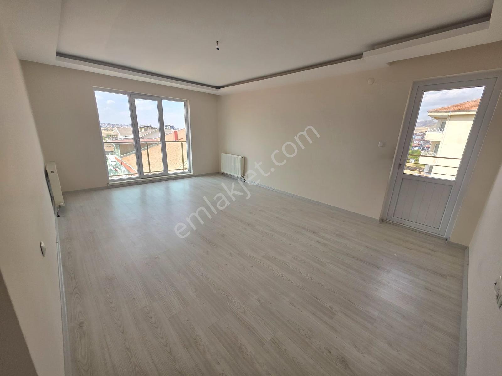 Akbal'dan Y.bayındır'da Asansör'lü Manzaralı 2'nci Kat 3+1 Daire — fotoğraf 8