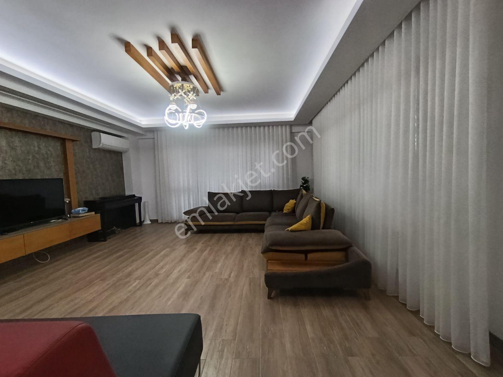 Denizli Gümüşler Bulvarında Site İçerisinde Satılık 3+1 Daire