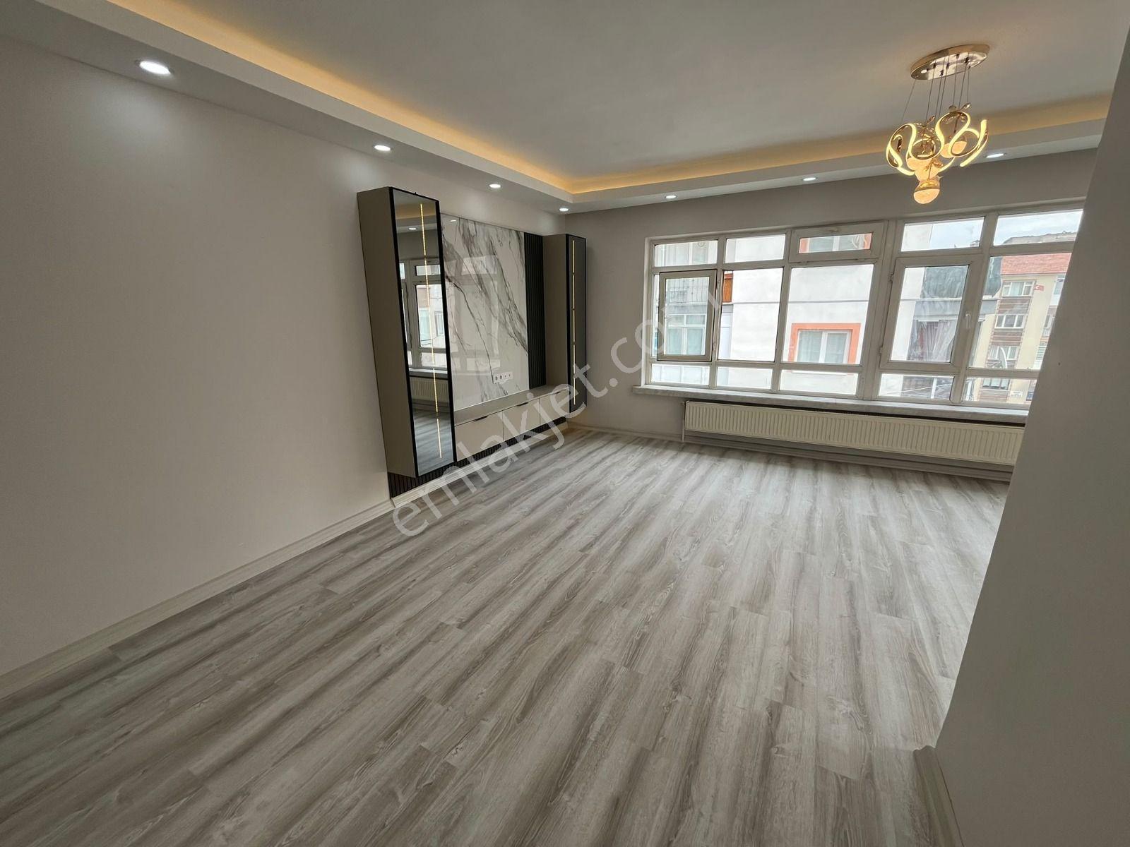 Plevne Mah'de 3+1 Satılık Bağımsız Katta Full+full Yapılı Daire — fotoğraf 10