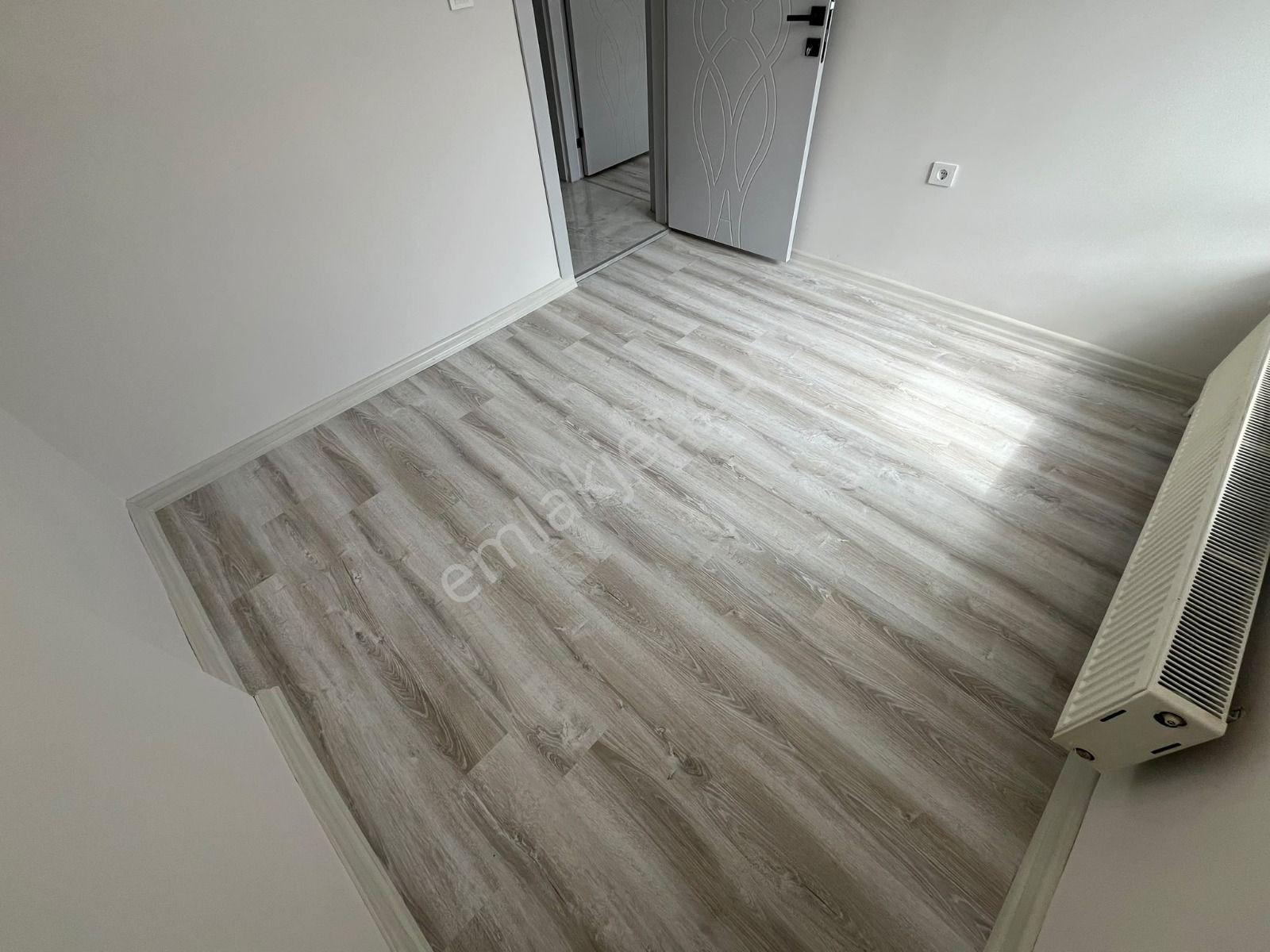 Plevne Mah'de 3+1 Satılık Bağımsız Katta Full+full Yapılı Daire — fotoğraf 16