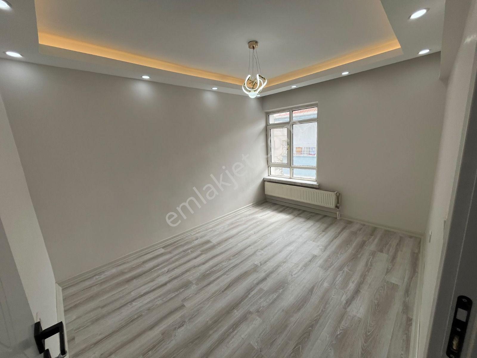 Plevne Mah'de 3+1 Satılık Bağımsız Katta Full+full Yapılı Daire — fotoğraf 24