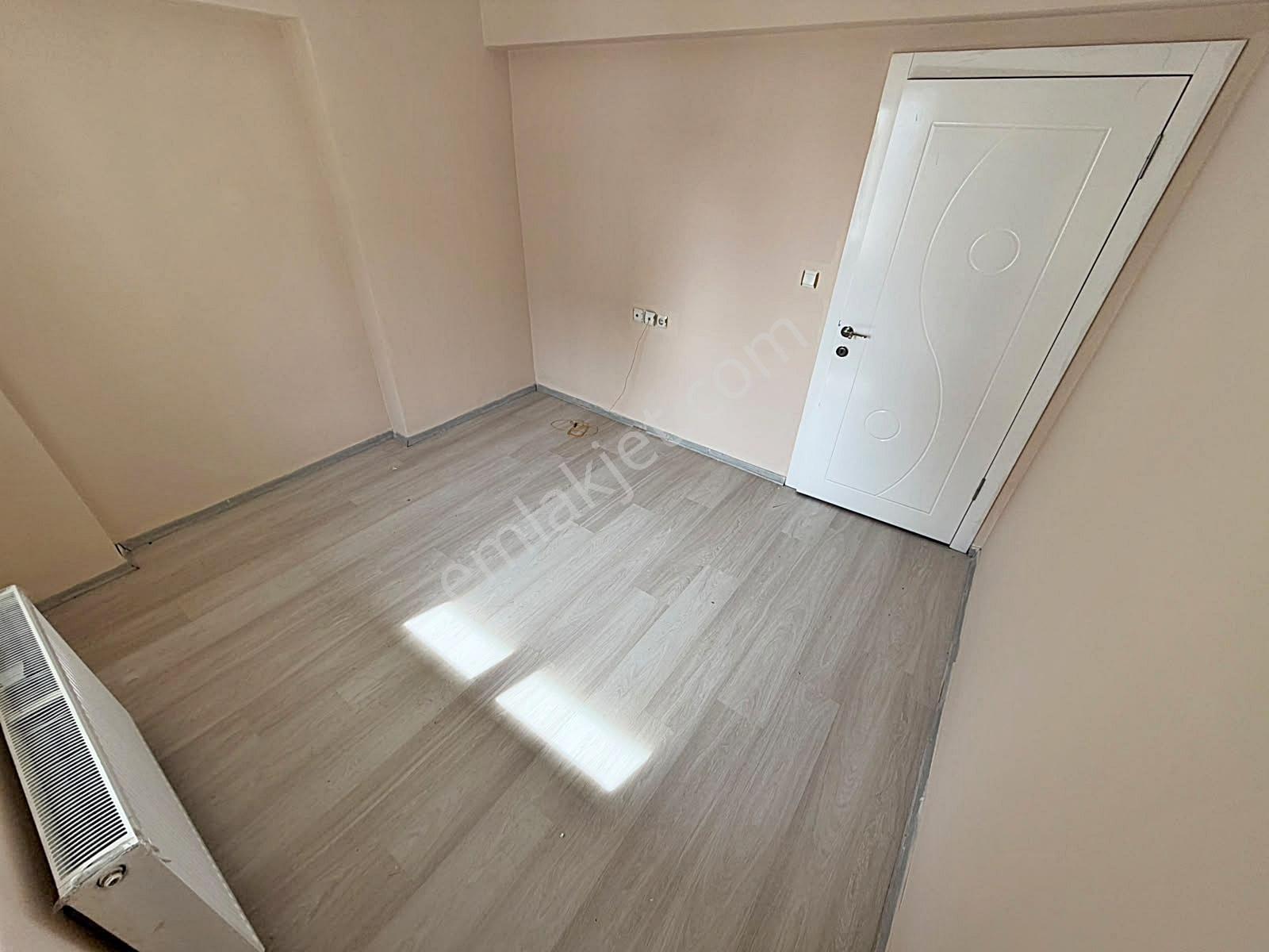 Yuvam'dan Perşembe Pazarına Cephe 3+1 Kredi Limitsiz Acil Satılı — fotoğraf 20