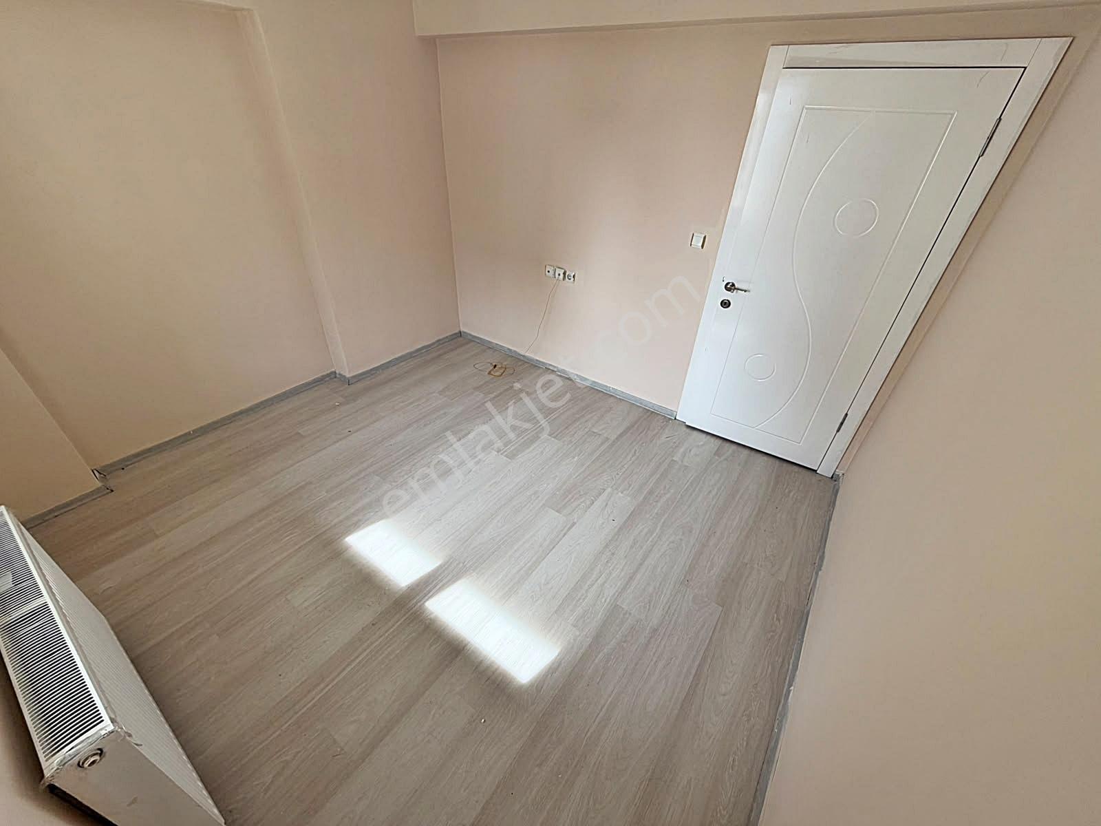 Yuvam'dan Perşembe Pazarına Cephe 3+1 Kredi Limitsiz Acil Satılı — fotoğraf 23