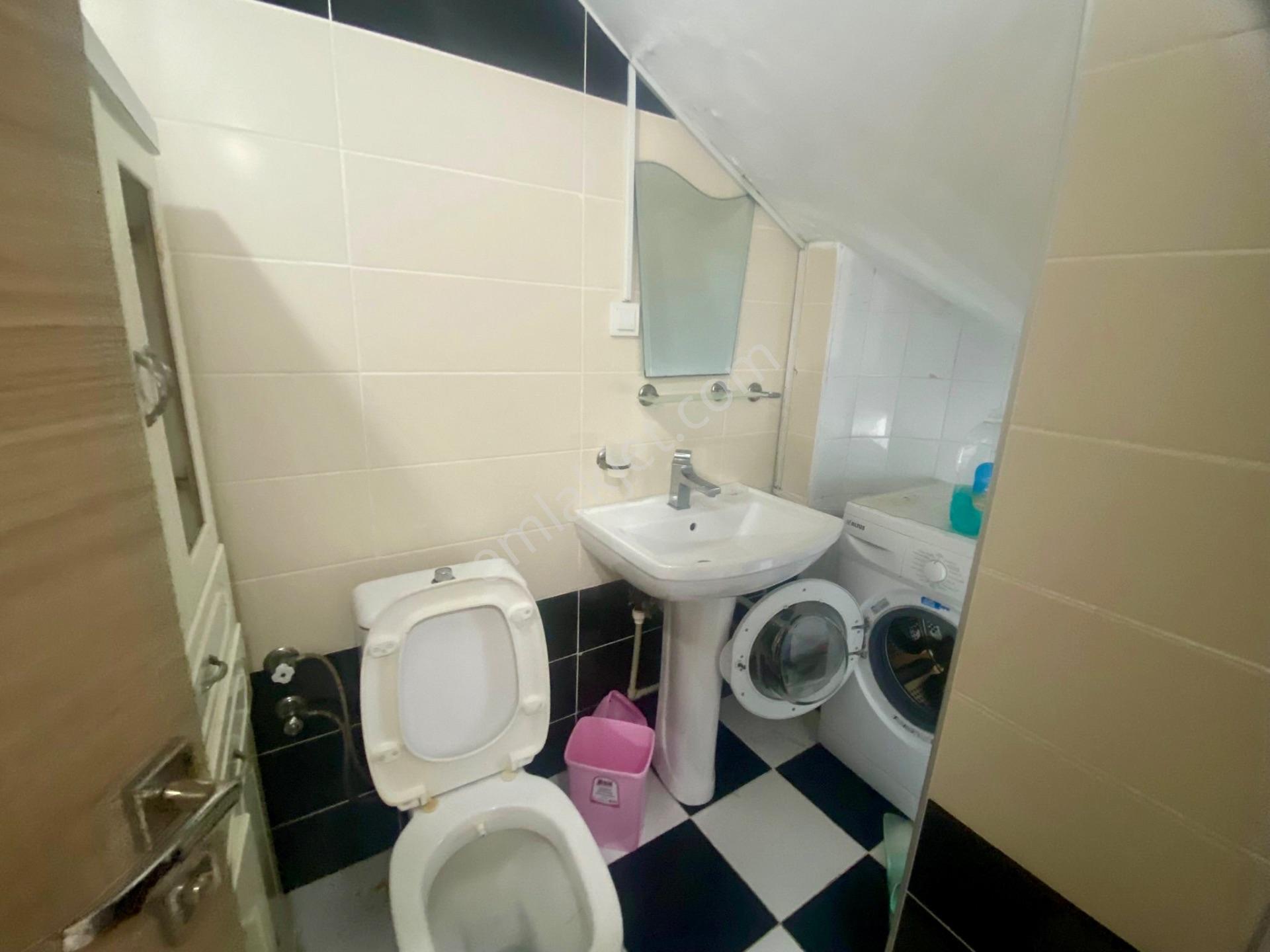 Ortamahallede Denize 50m 4+1 Masrafsız Villa ( Teklife Açık) — fotoğraf 10