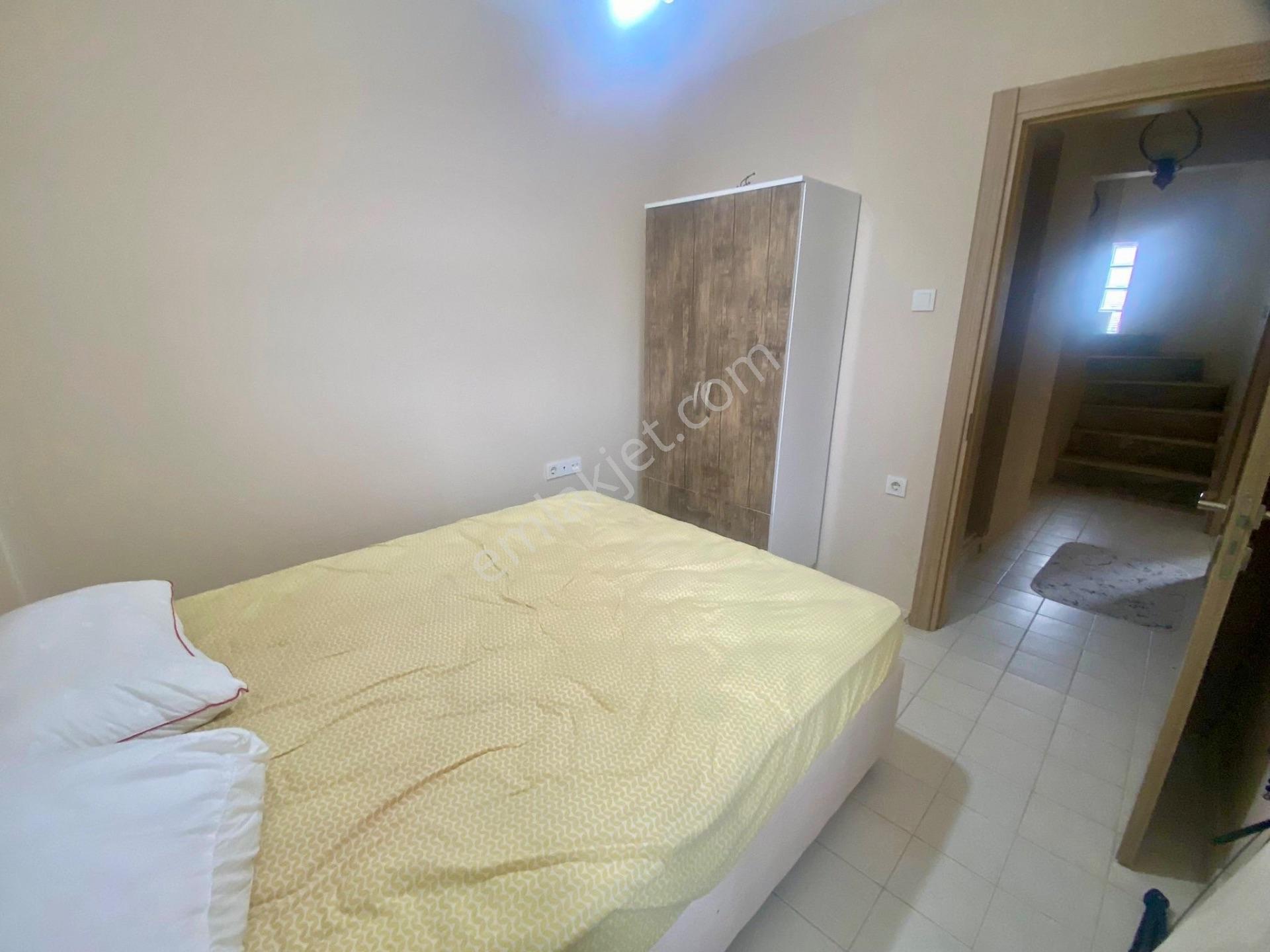 Ortamahallede Denize 50m 4+1 Masrafsız Villa ( Teklife Açık) — fotoğraf 14