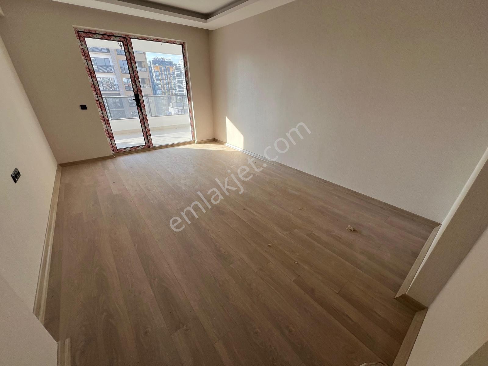 Ovacık Merkezde Parmakla Gösterilecek Kalitede Sıfır 4+1 Satılık — fotoğraf 18